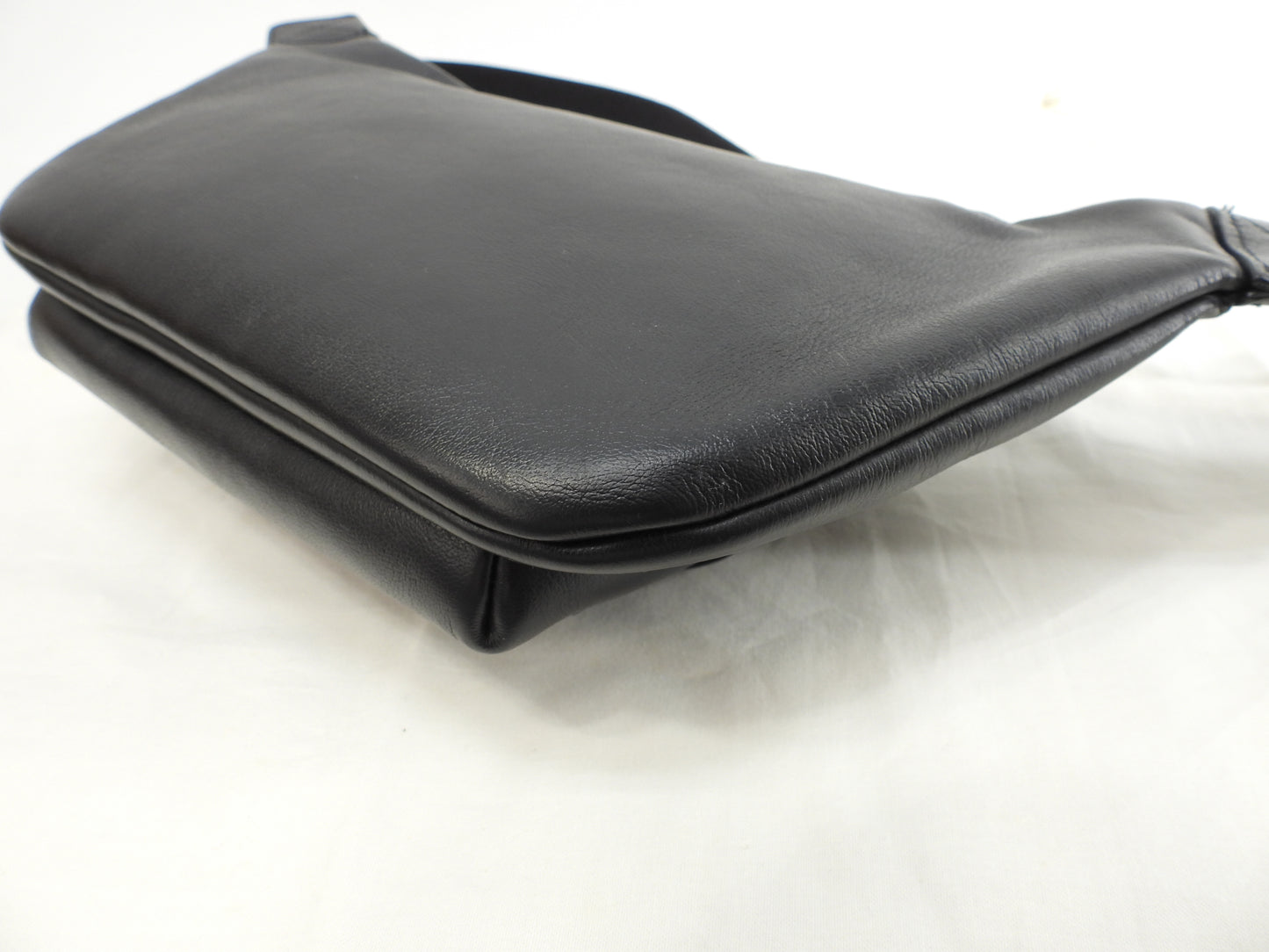 Balenciaga Belt Bag Everyday Leather Black Red Body Bag Good Condition @ 28