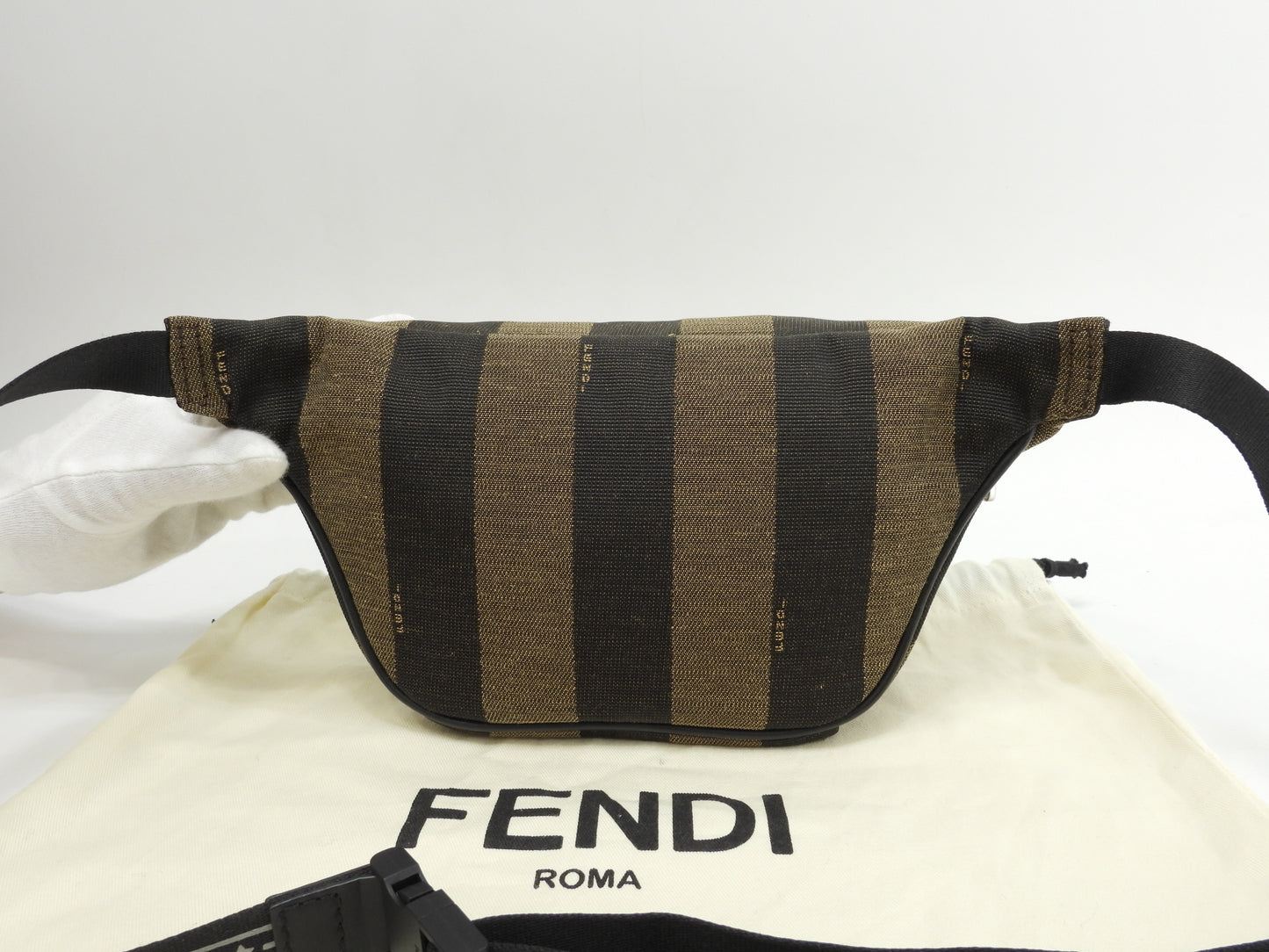 フェンディ ボディバッグ小 ペカン ナイロン黒黄 ウエストバッグ バムバッグ 極美品@ 2