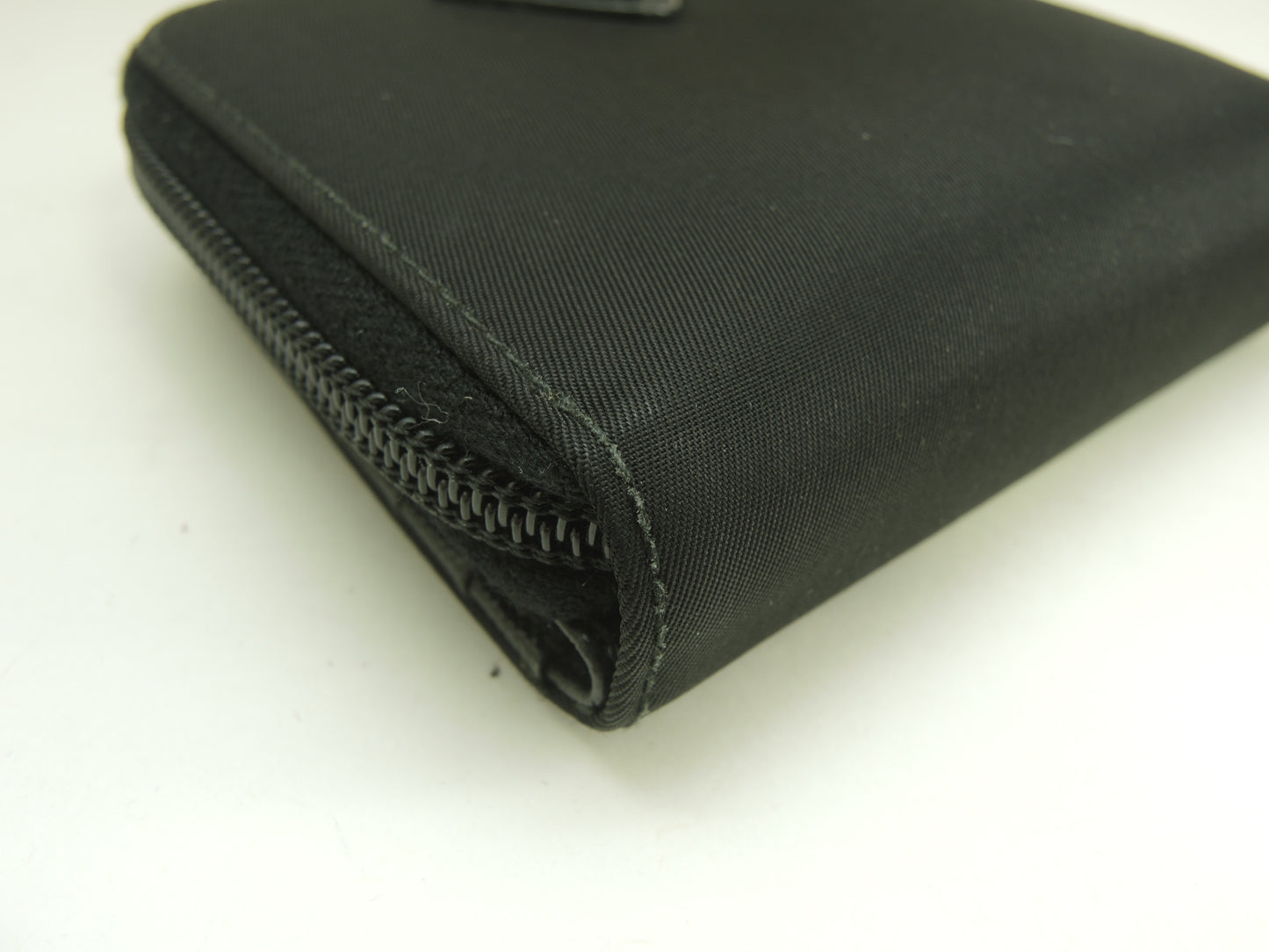 プラダ コンパクトウォレット トリアングル テスート黒 2折財布 スモール財布 美品@172