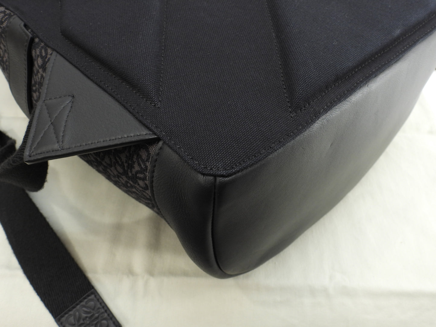 Loewe Backpack Anagram Jacquard Black Gray Men's Rucksack in Excellent Condition @822138