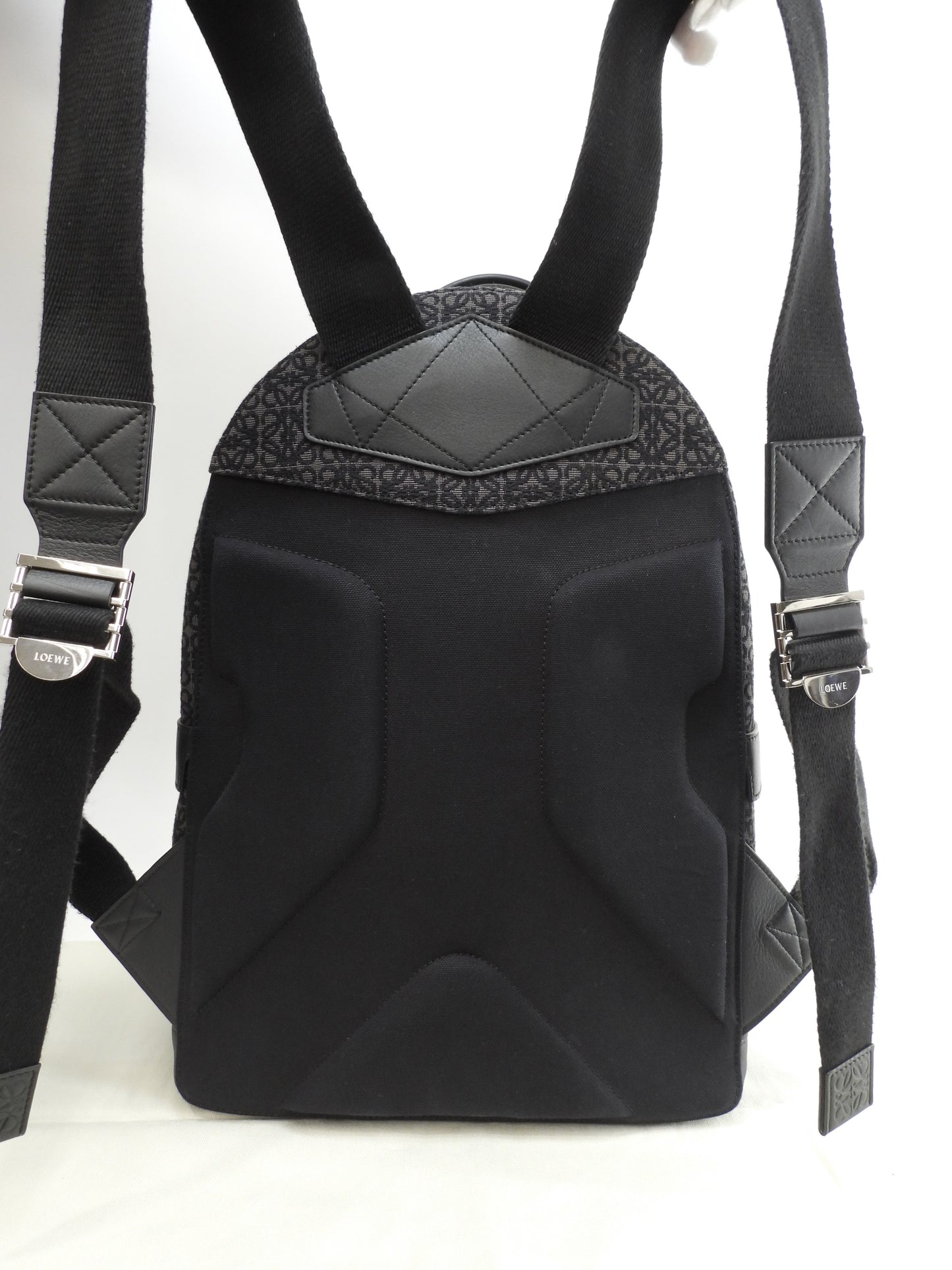 Loewe Backpack Anagram Jacquard Black Gray Men's Rucksack in Excellent Condition @822138