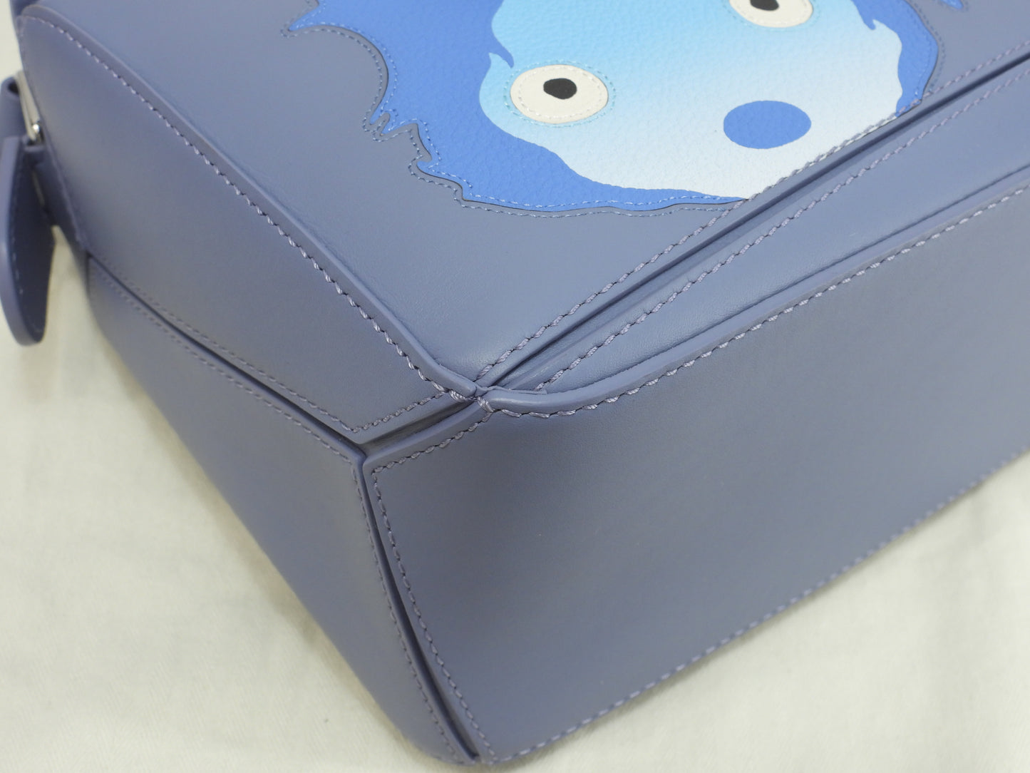 ロエベ パズルスモールバッグ ハウルの動く城/カルシファー レザー青 ハンドバッグ ポシェット 未使用@012251