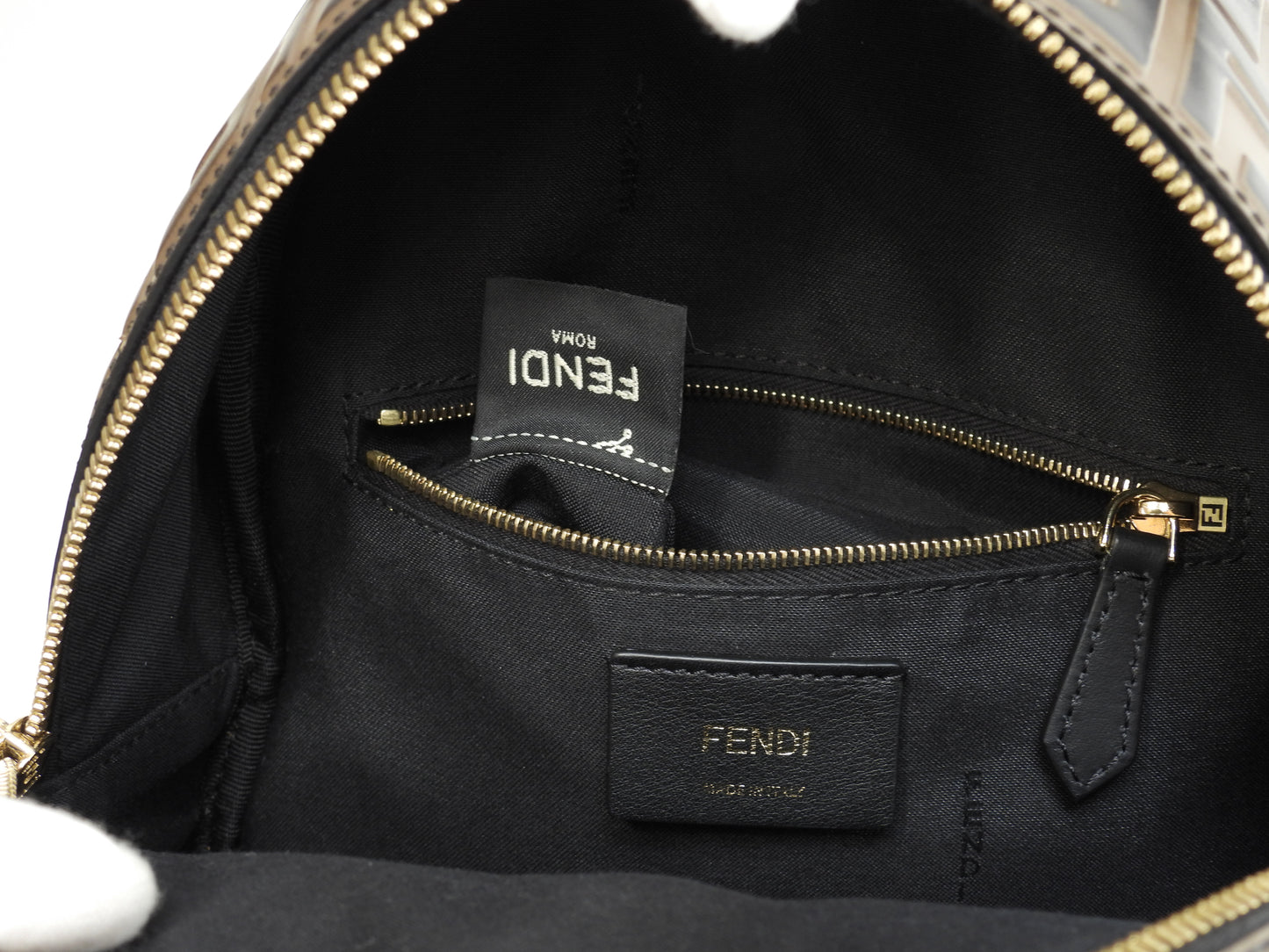 フェンディ バックパックS FFモチーフ レザー茶黒 リュックバッグ 美品@ 20
