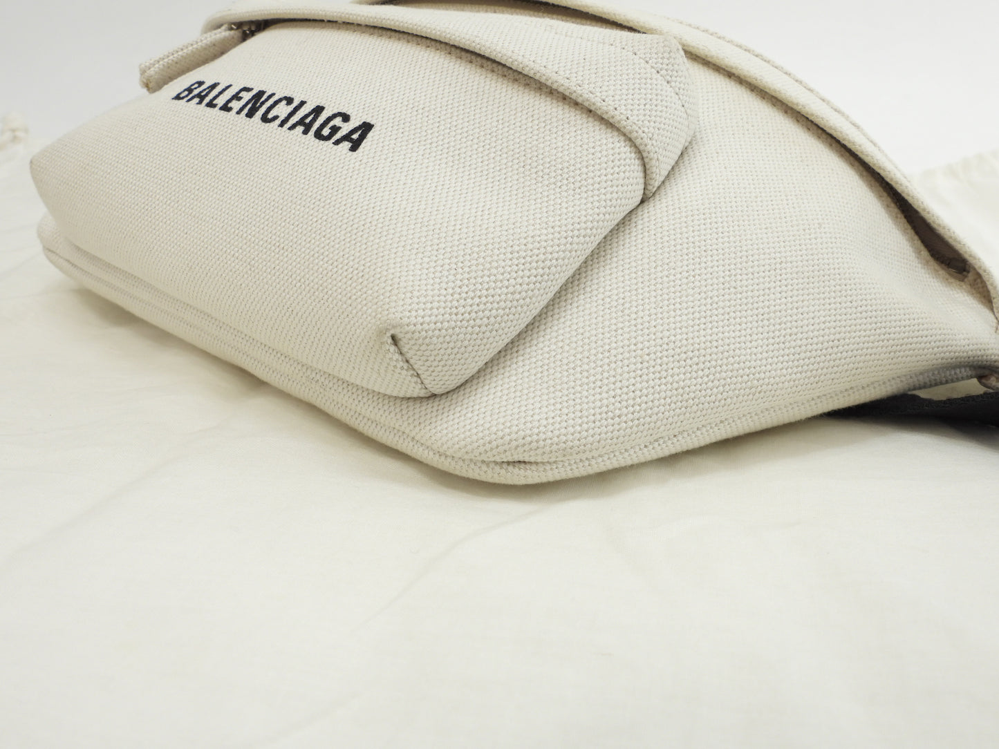 Balenciaga Belt Bag Everyday Cotton Denim White Body Bag Hip Bag @ 33