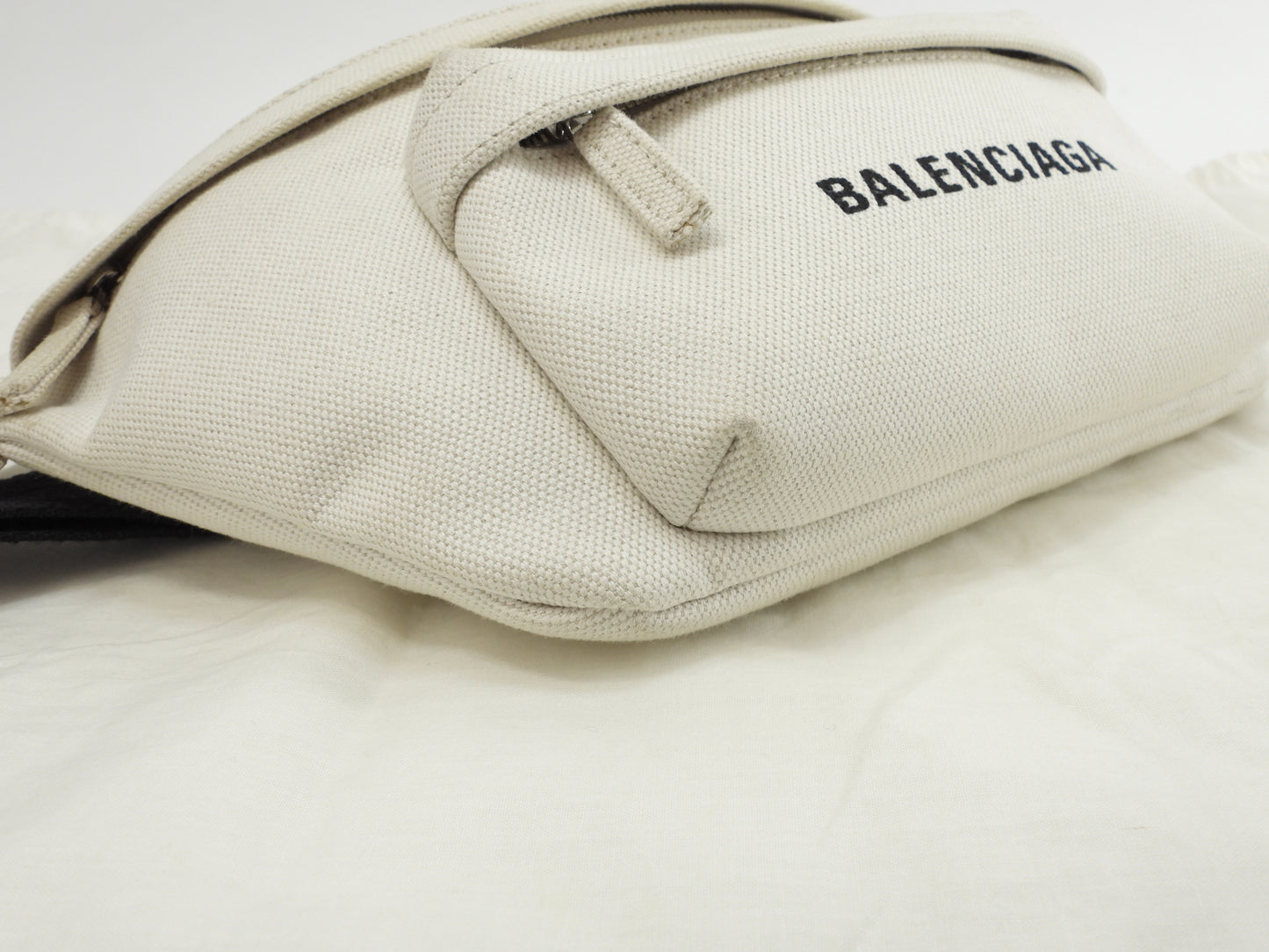 Balenciaga Belt Bag Everyday Cotton Denim White Body Bag Hip Bag @ 33