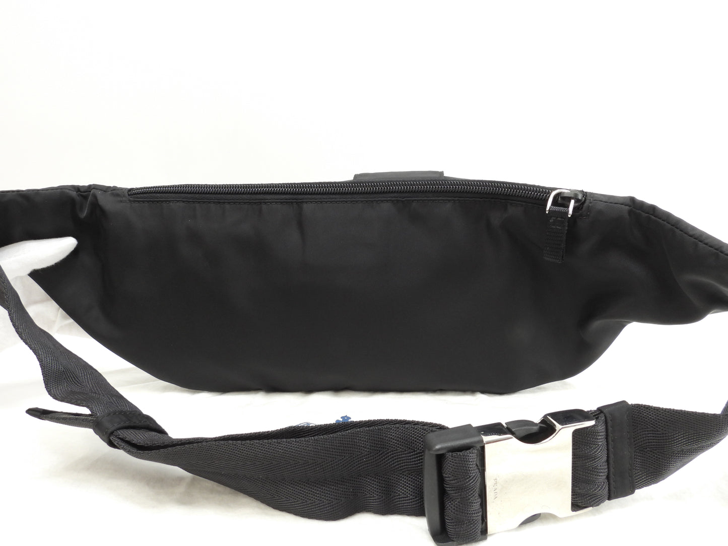 プラダ ボディバッグ中 ナイロン 黒 ウエストバッグ ヒップバッグ 美品@58/C