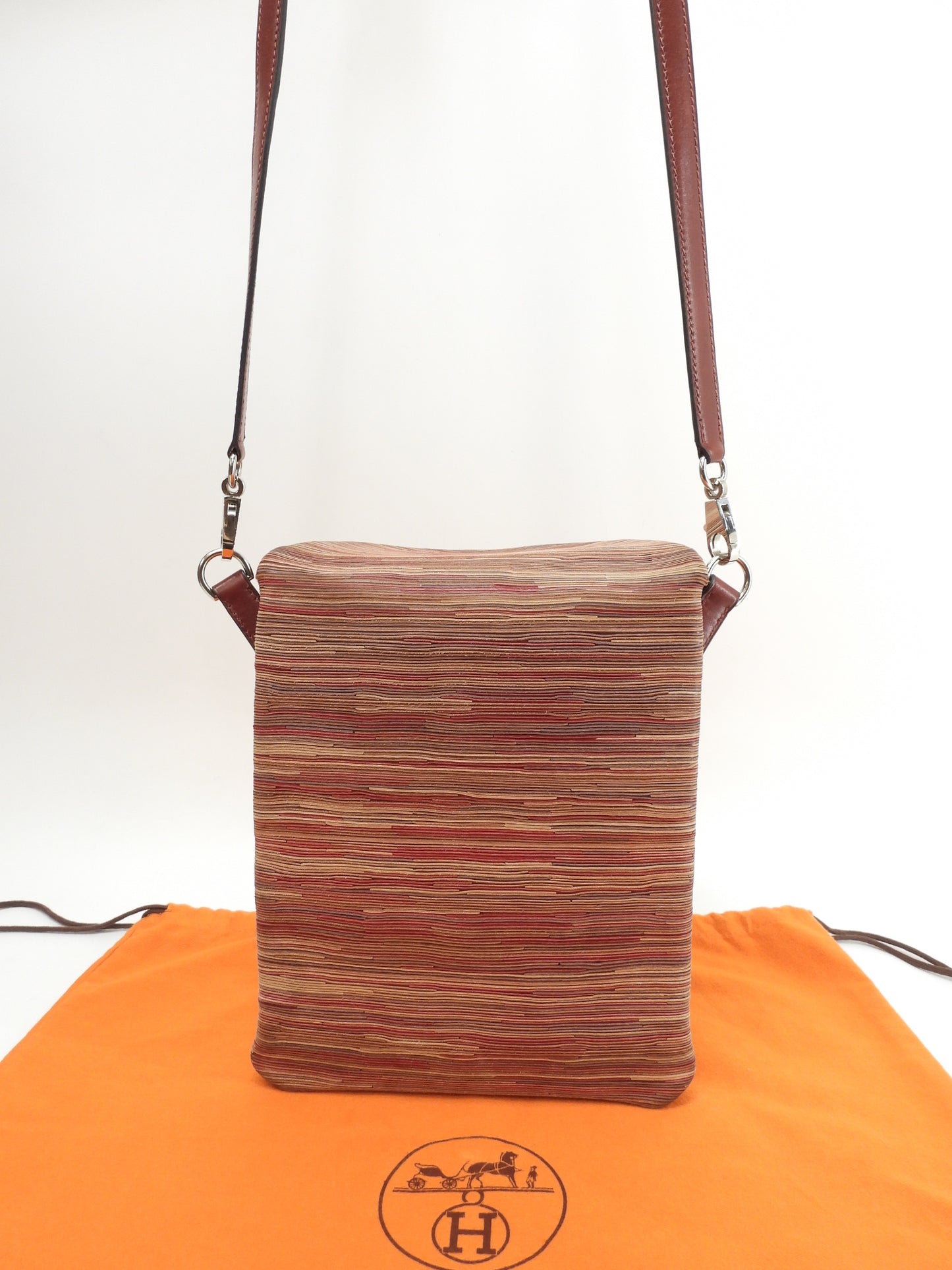 エルメス ピロー ヴィヴラートレザー ボルドー系 ポシェット クロスボディバッグ@□D