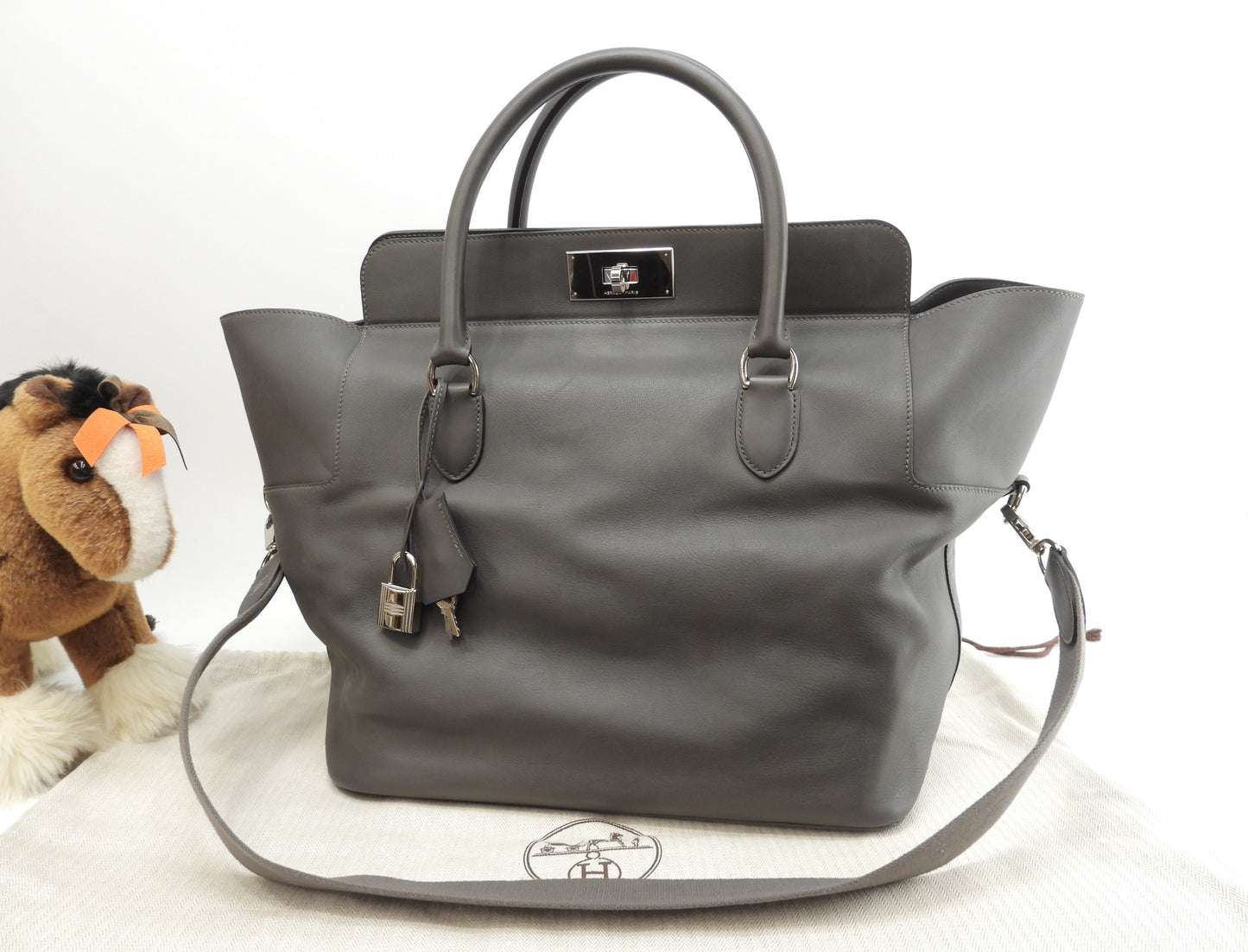 Hermes Toolbox 33 Swift Leather Graphite Men's Tote Bag with Strap @T