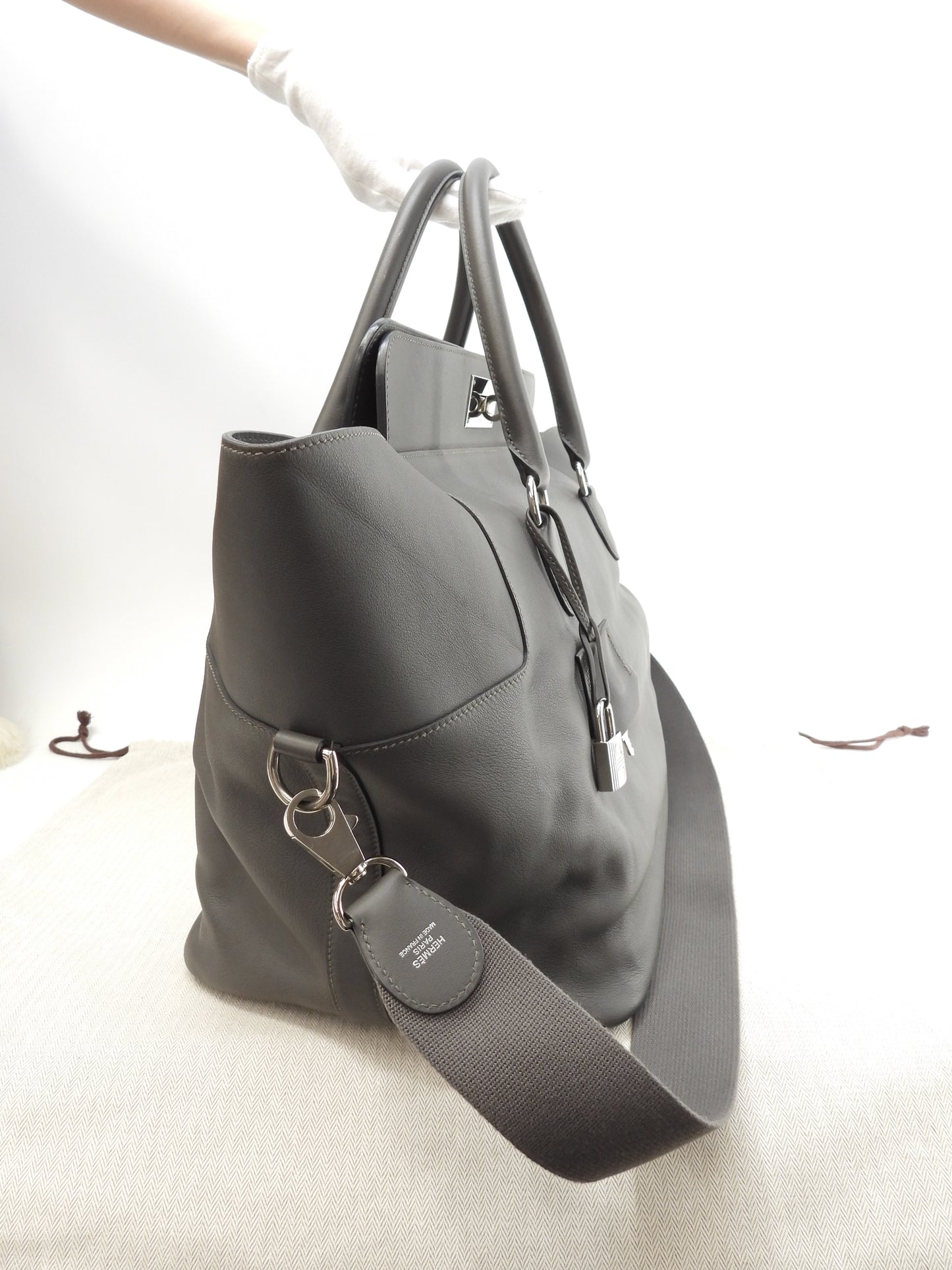 Hermes Toolbox 33 Swift Leather Graphite Men's Tote Bag with Strap @T