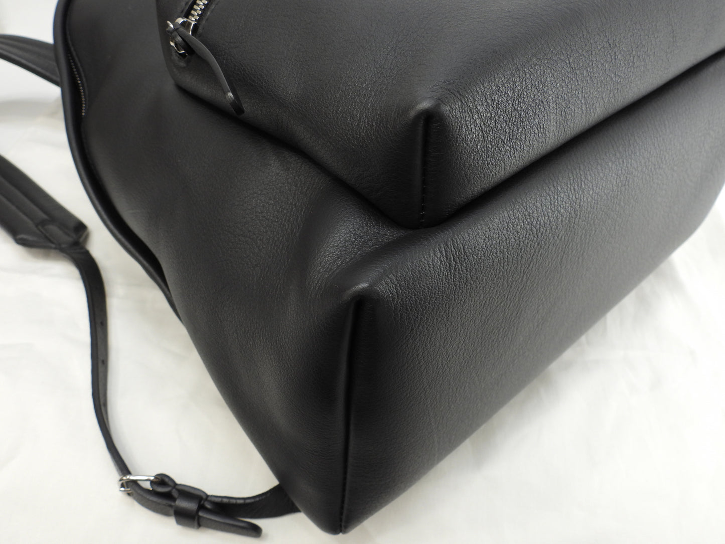 Balenciaga Backpack Medium Everyday Full Leather Black Rucksack Men's Good Condition @ 35