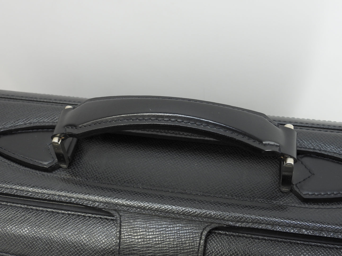 Louis Vuitton Ural M30022 Taiga Black 3-way briefcase Doctor's bag Good condition @RI0101