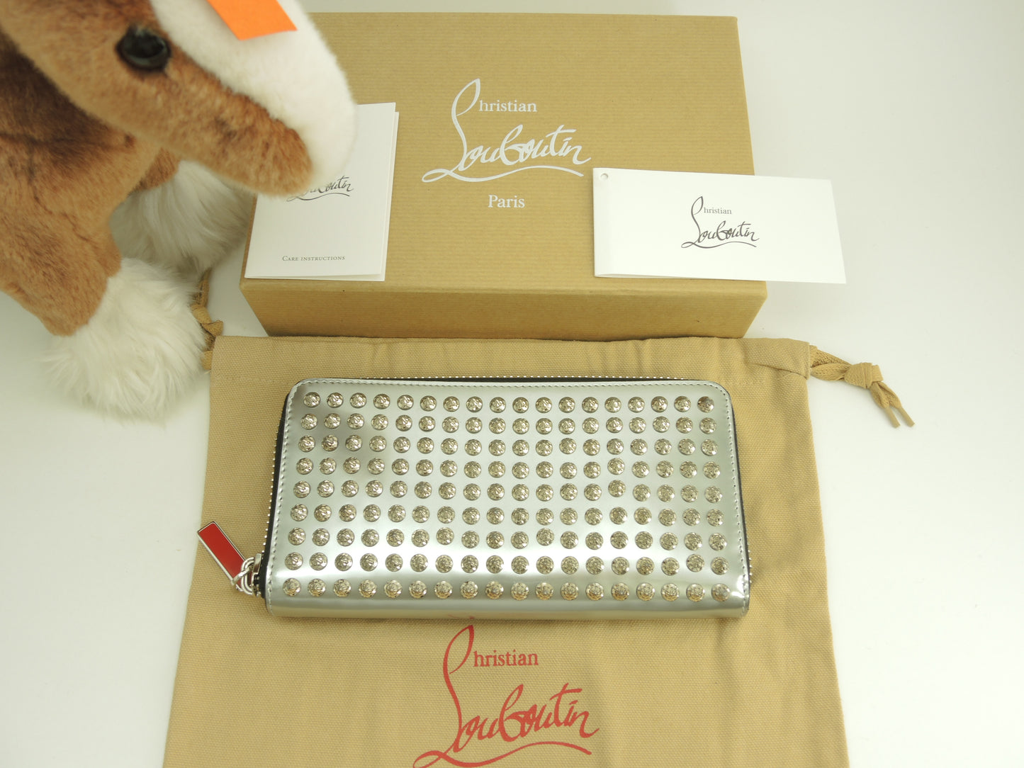クリスチャンルブタン ロングウォレット パネトーネスタッズ レザー銀 ラウンドジップ長財布 未使用@ 5