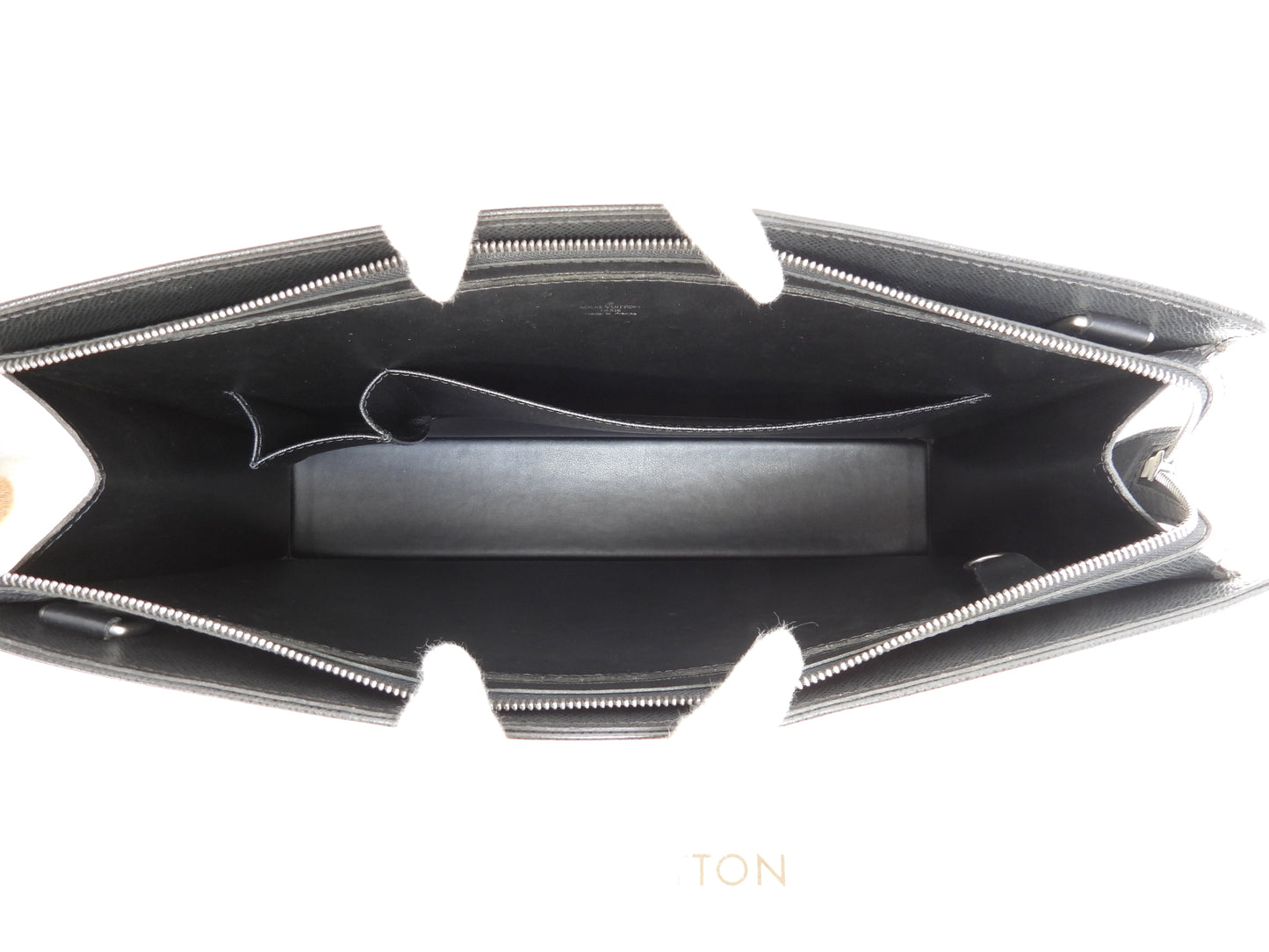 Louis Vuitton Rozan M30052 Taiga Black Briefcase, Good Condition @VI0055 2
