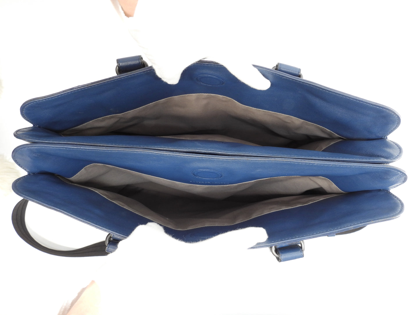 Bottega Veneta briefcase with S-shaped intrecciato pattern, blue and black leather, in good condition @B05324701Q