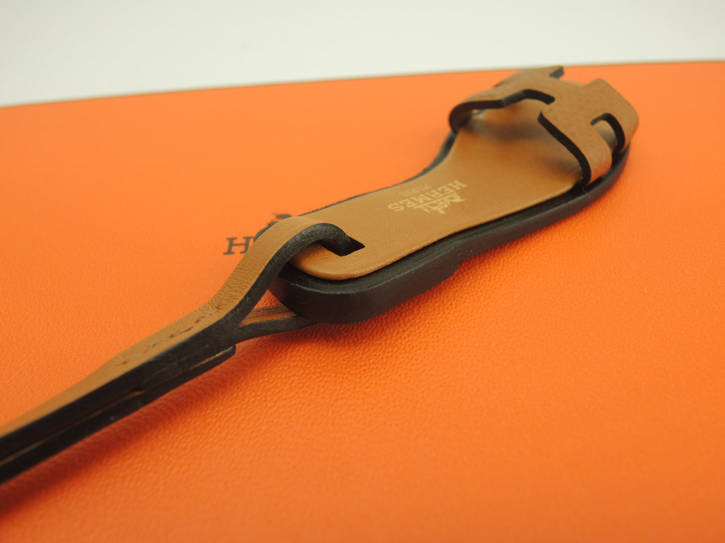 エルメス バッグチャーム オランナノ ゴールド黒 ストラップアクセサリー 新品@ 7
