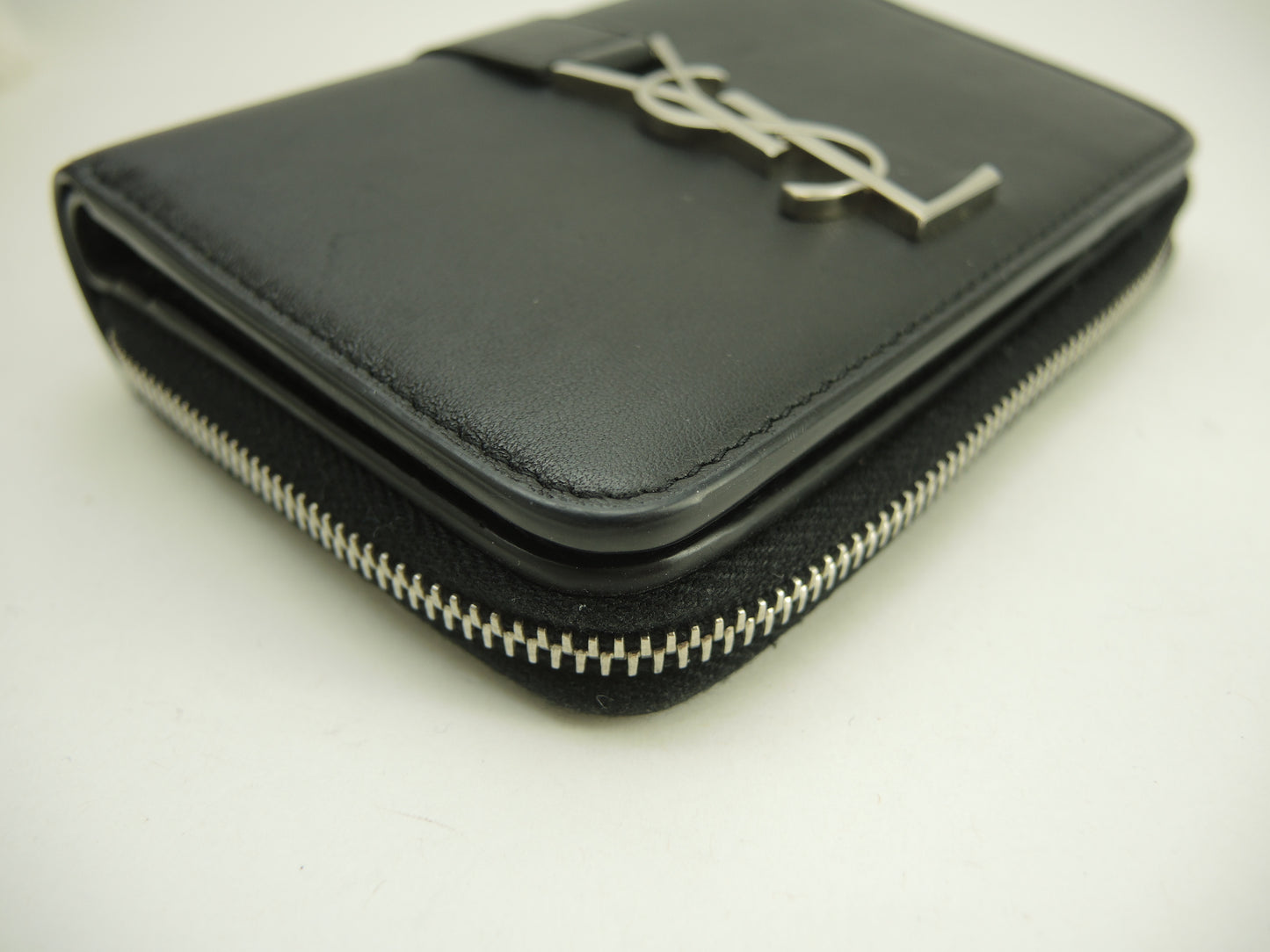 サンローラン スモールジップウォレット YSL レザー黒 コンパクト財布 美品@ 85