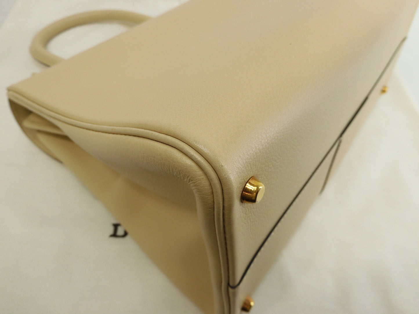 デルボー ブリヨンMM レザー クリーム ケリー型ハンドバッグ 美品@ 304