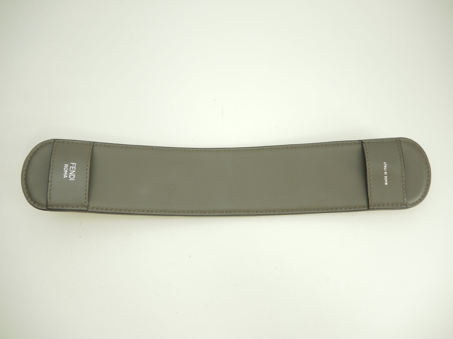 フェンディ ショルダーパット FFモチーフ FILAコラボ 肩当 入手困難 極美品@ 11