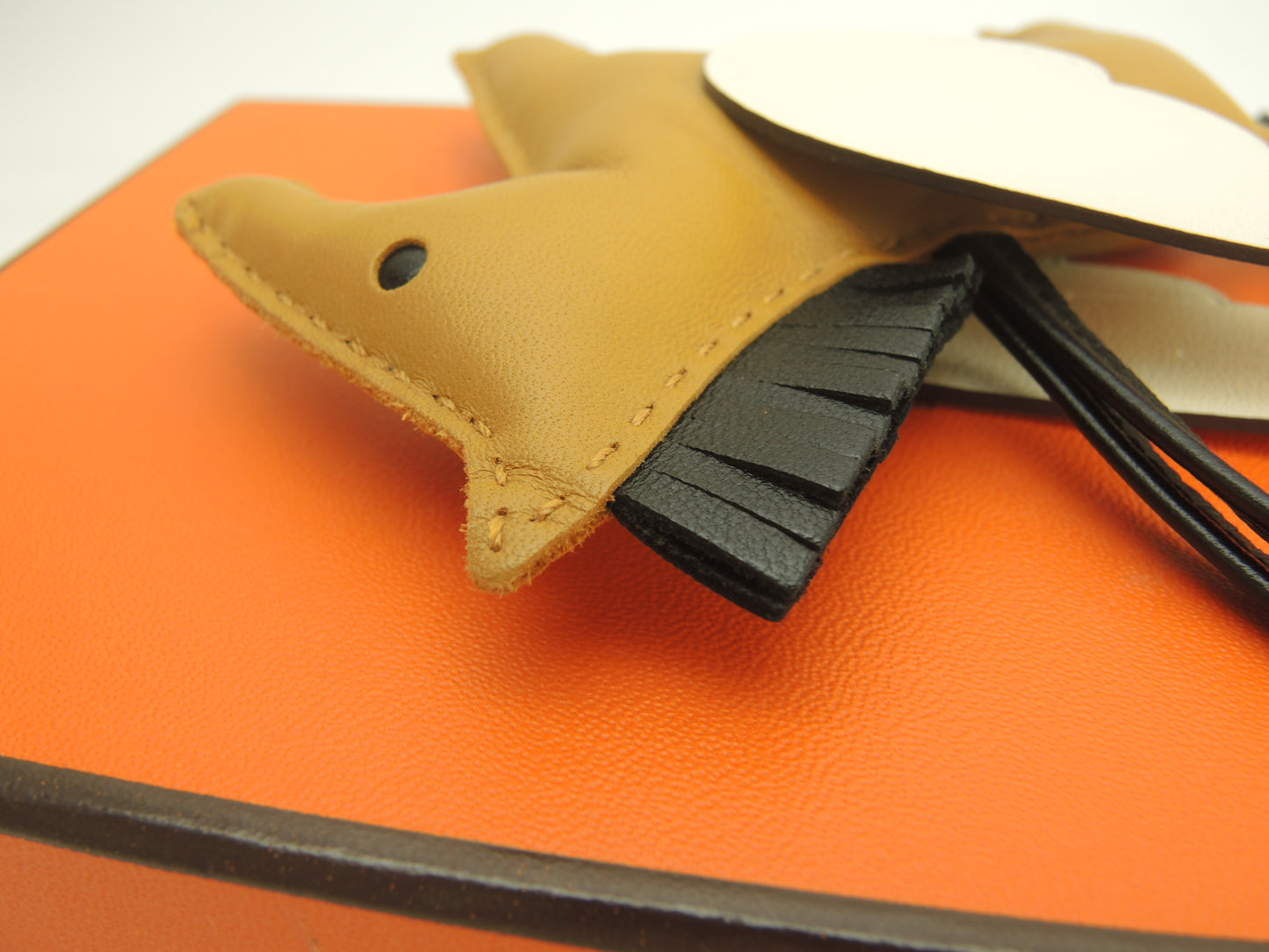 エルメス ロデオMMペガサス アニューミロ セサミ黒ナタ バッグチャーム未使用@Z 25