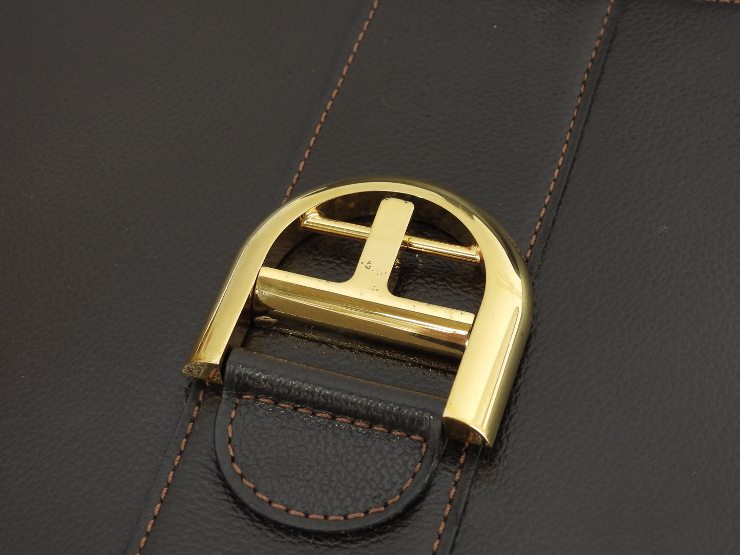 デルボー ブリヨンMM ヴィンテージ 型押レザー焦茶 ゴールド金具 ハンドバッグ@ 101