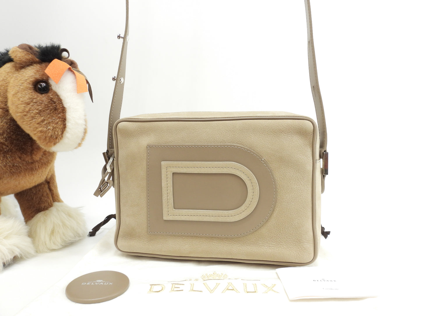 デルヴォー ポシェット スウェード 灰 クロスボディバッグ 美品@ 37