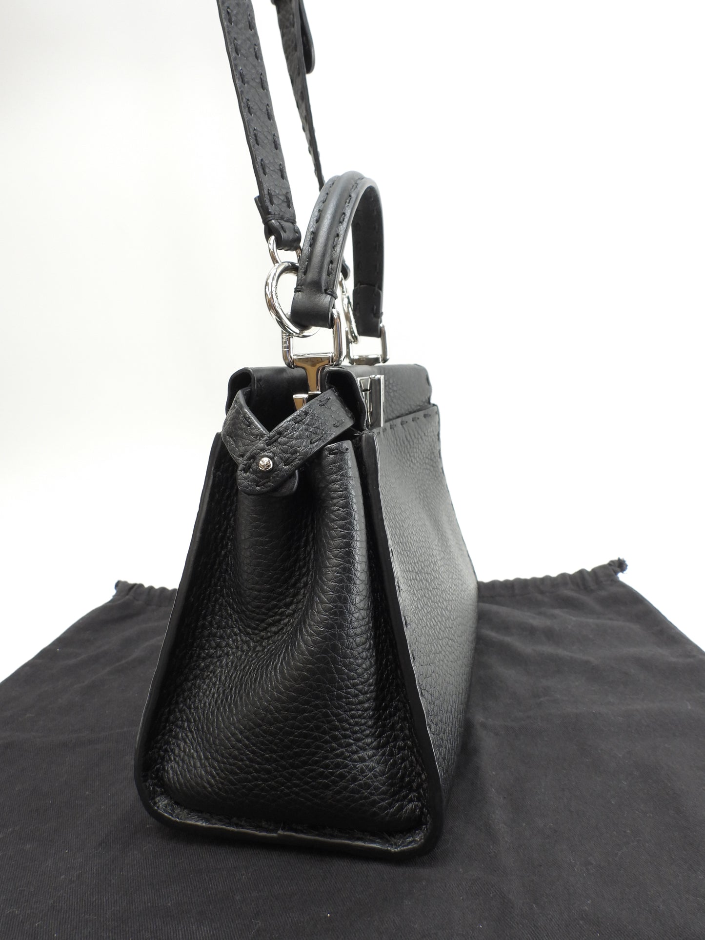 フェンディ ピーカブーミニ セレリアレザー 黒 s付ハンドバッグ ポシェット 極美品@ 29