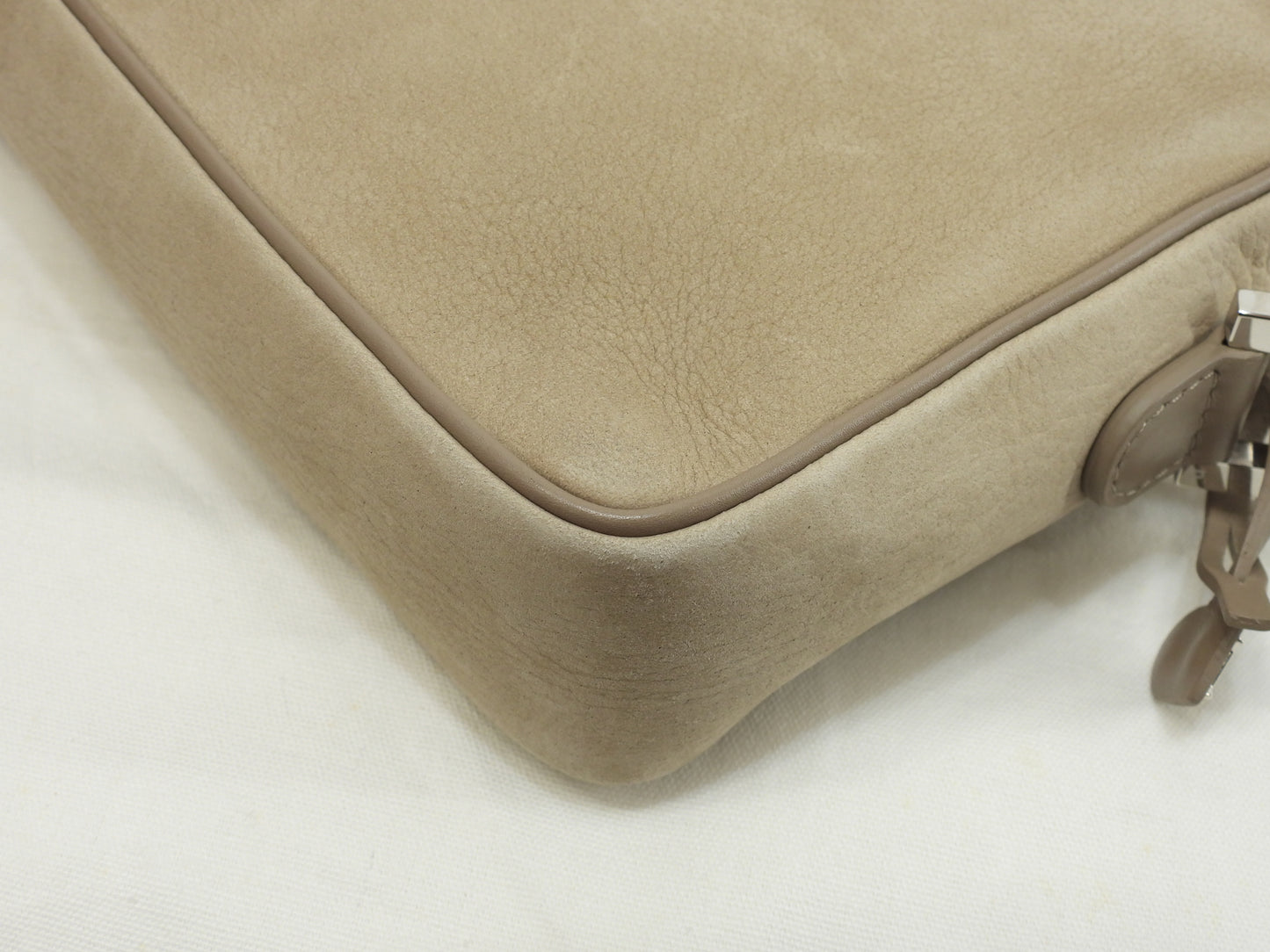 デルヴォー ポシェット スウェード 灰 クロスボディバッグ 美品@ 37