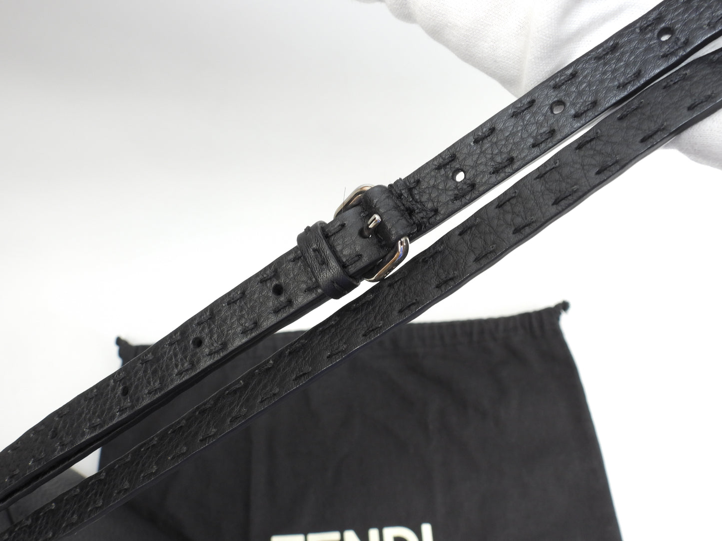 フェンディ ピーカブーミニ セレリアレザー 黒 s付ハンドバッグ ポシェット 極美品@ 29