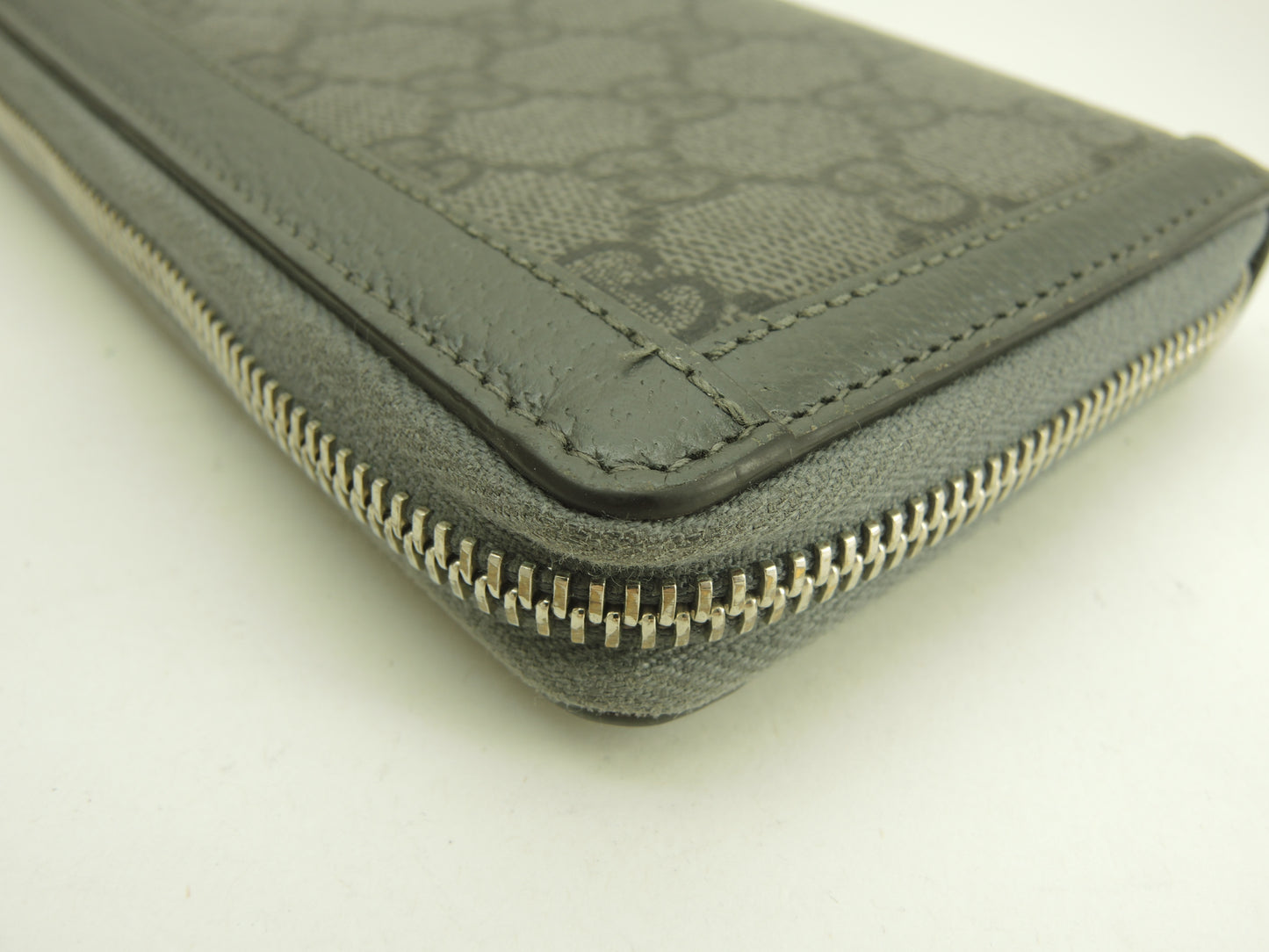 グッチ ジップアラウンドロングウォレット GGオールド PVPレザー灰 長財布@706844-525040