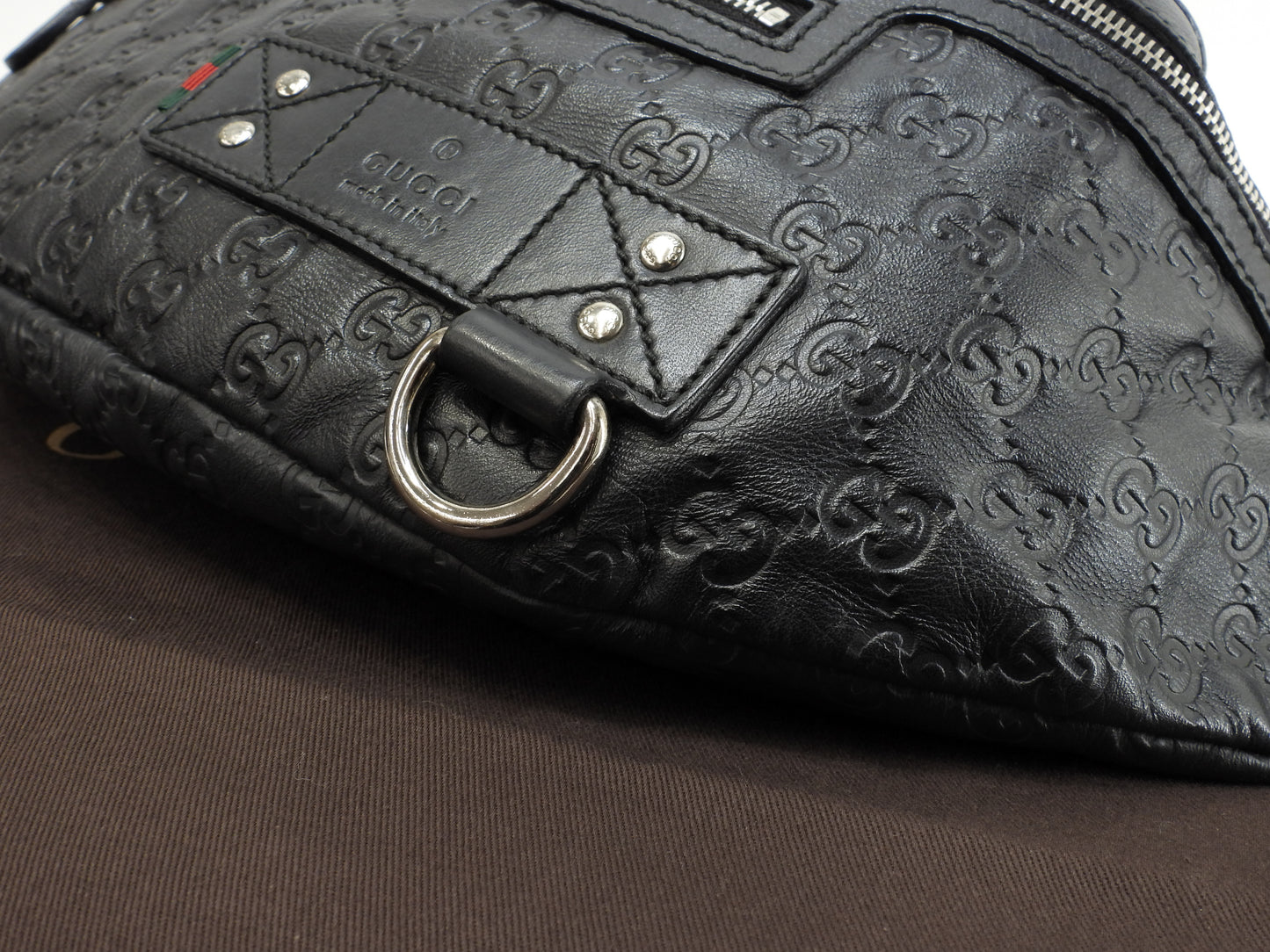 グッチ ボディバッグ大 GG シマレザー黒 斜掛ショルダーバッグ ウエストバッグ 美品@ 31