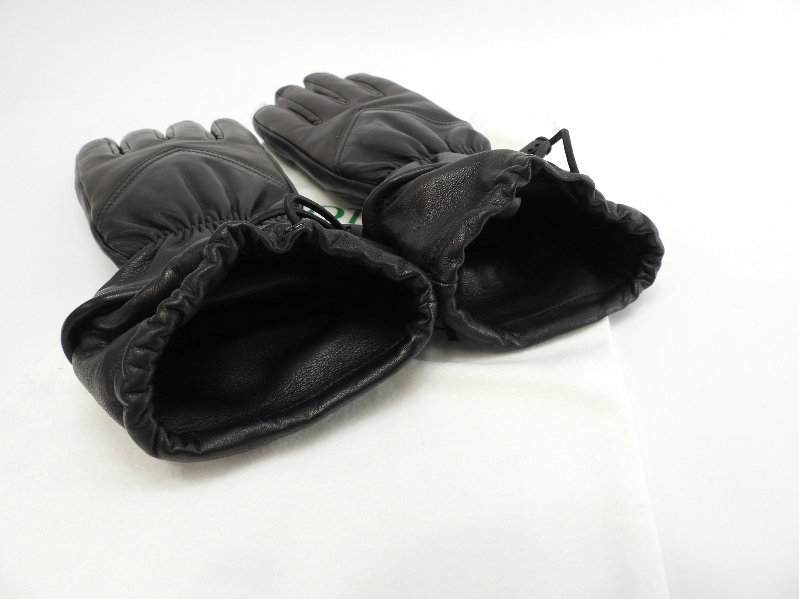 ボッテガヴェネタグローブ黒