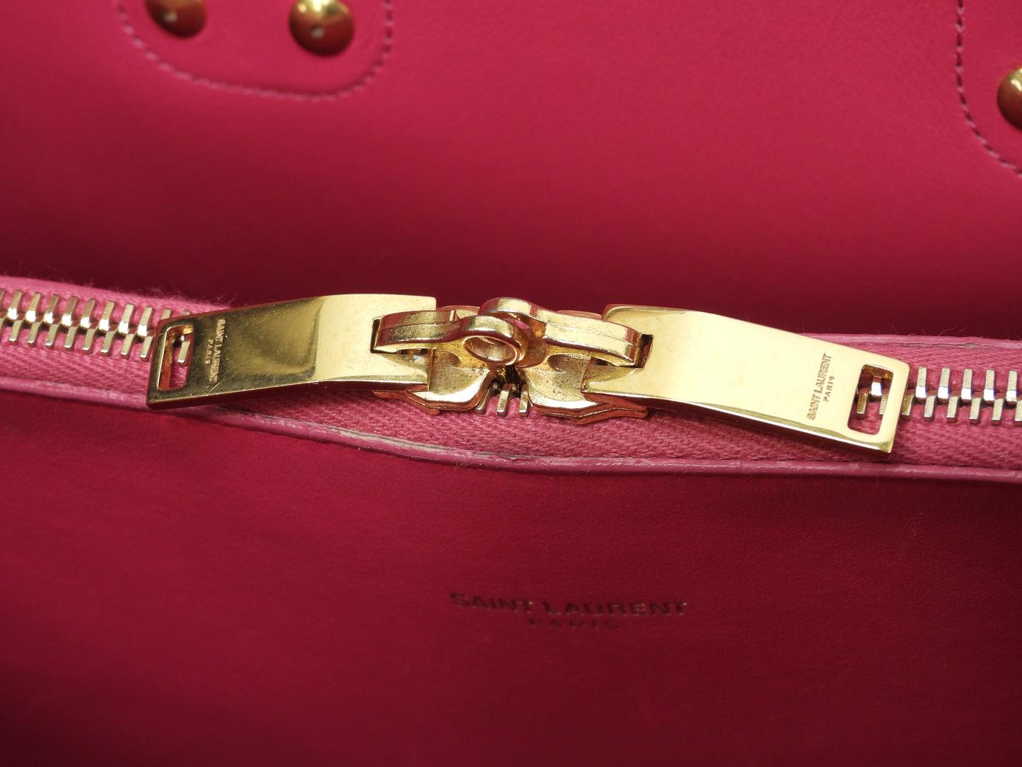 サンローラン サックドジュール YSL レザー黒ピンク トートバッグ ハンドバッグ 美品@GNR378299-0715