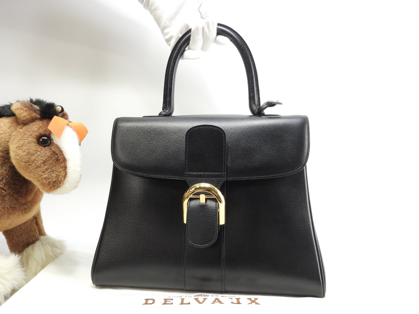 デルボー ブリヨンMM 型押レザー黒 ゴールド金具 ハンドバッグ ケリー型 美品@ 2