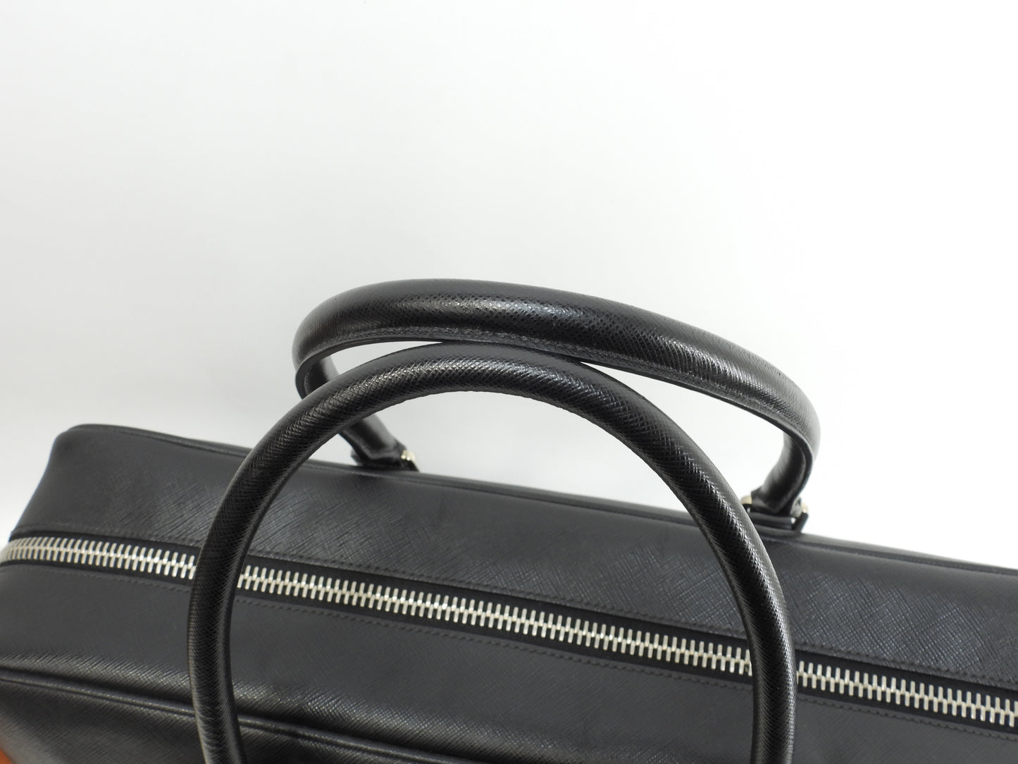 プラダ ブリーフケース サフィアーノ 黒 まち広書類カバン ドキュメントケース VS0088 美品@27113