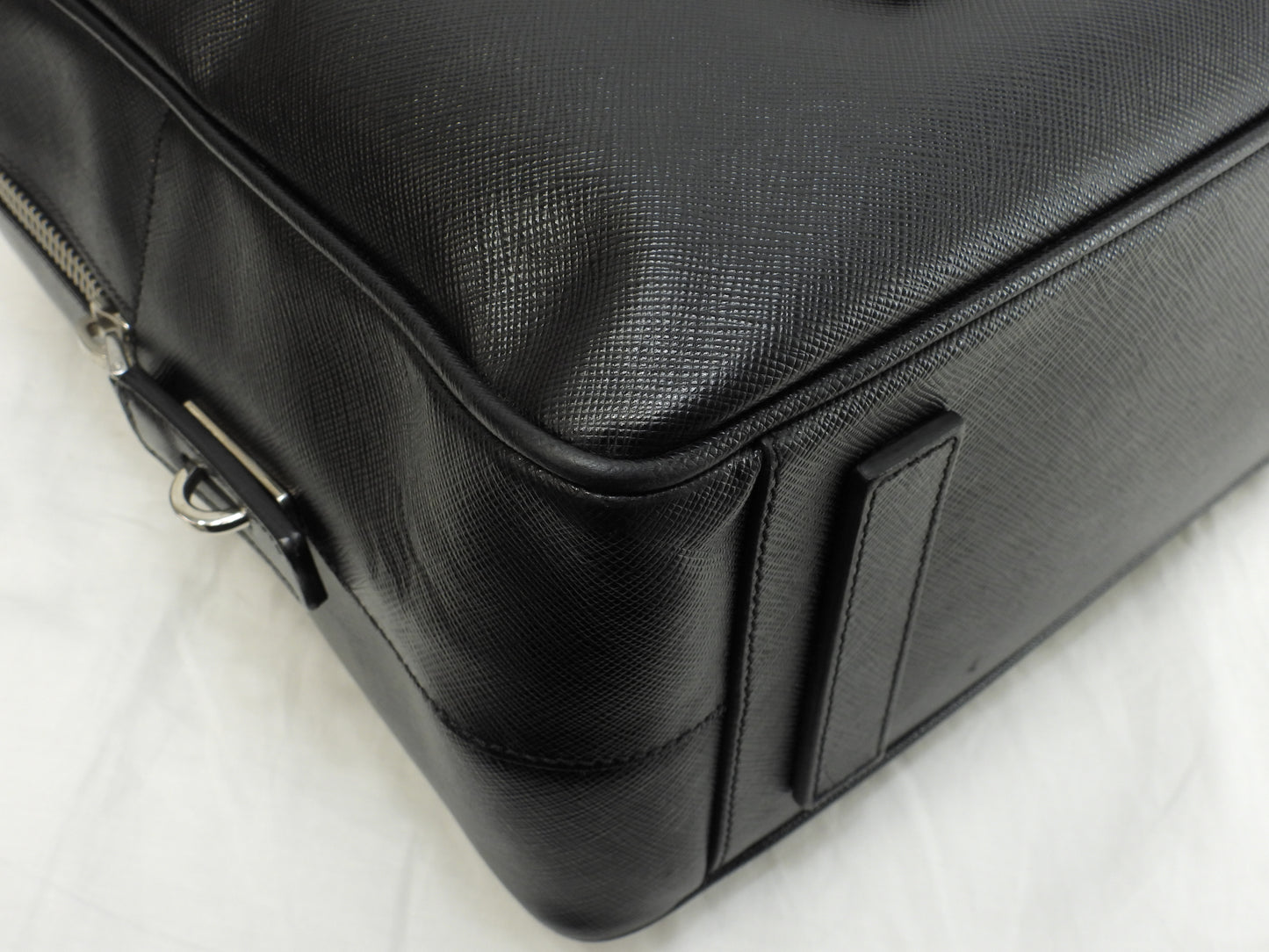 プラダ ブリーフケース サフィアーノ 黒 まち広書類カバン ドキュメントケース VS0088 美品@27113