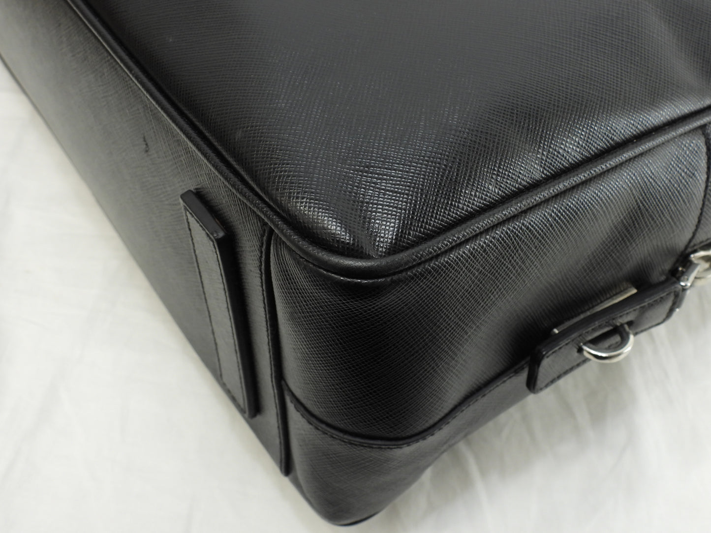 プラダ ブリーフケース サフィアーノ 黒 まち広書類カバン ドキュメントケース VS0088 美品@27113