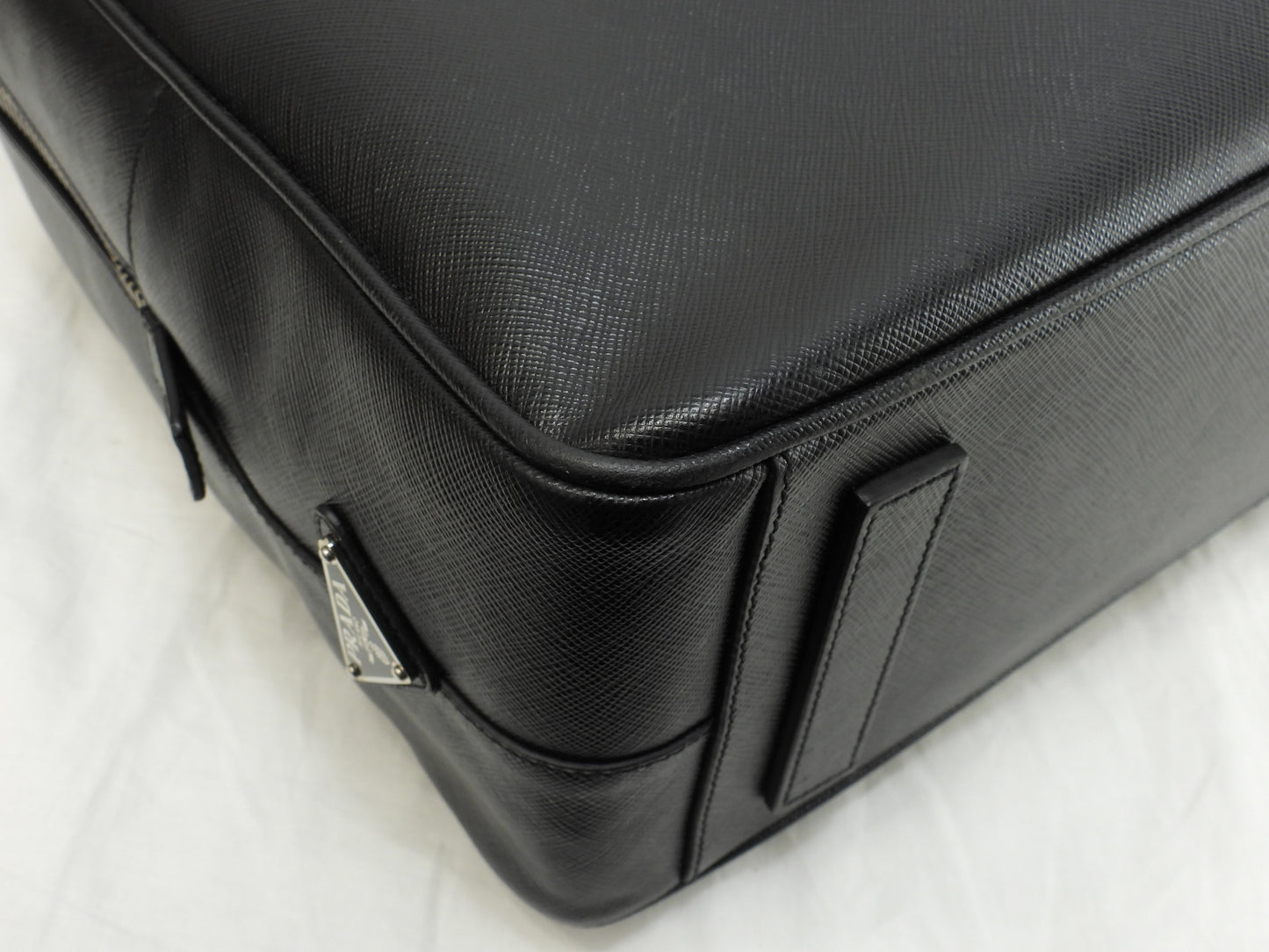 プラダ ブリーフケース サフィアーノ 黒 まち広書類カバン ドキュメントケース VS0088 美品@27113