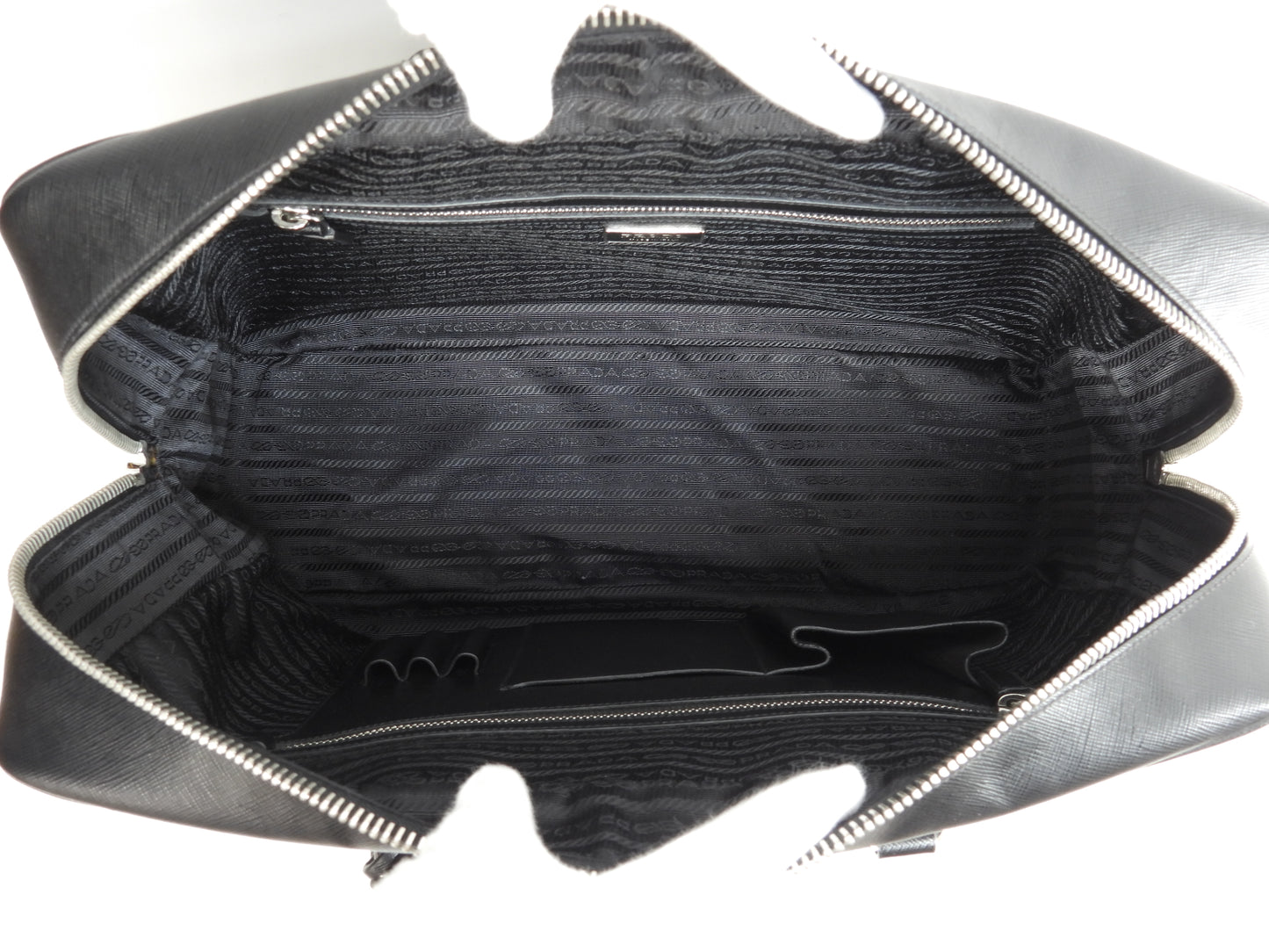 プラダ ブリーフケース サフィアーノ 黒 まち広書類カバン ドキュメントケース VS0088 美品@27113