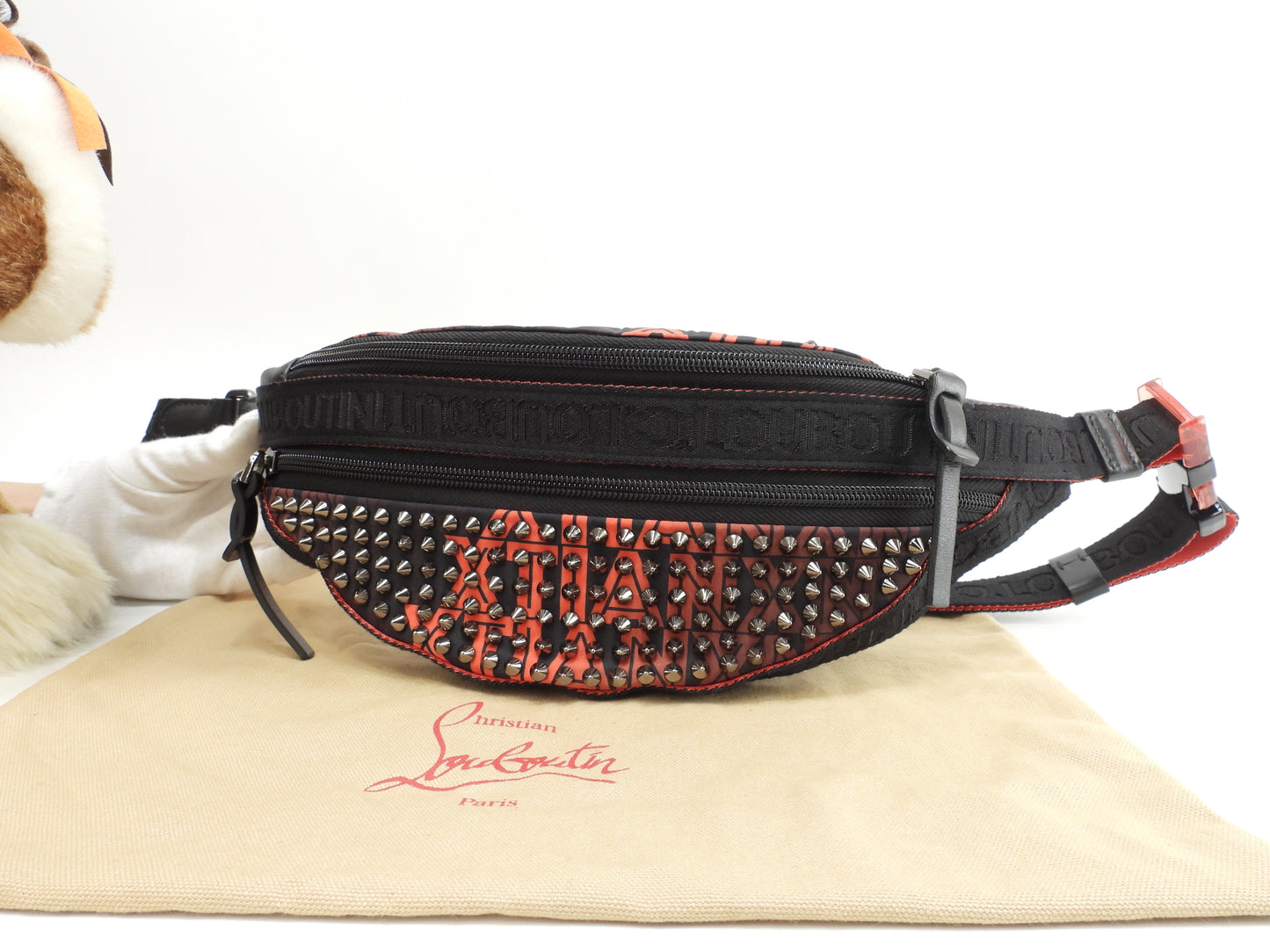 クリスチャンルブタン ボディバッグ Parisnyc ナイロン黒赤 美品@ 10