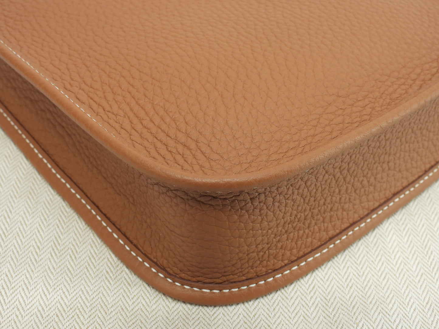 エルメス エヴリンTPM シルバー金具 トリヨンクレマンス/ゴールド ポシェットバッグ 新品@B