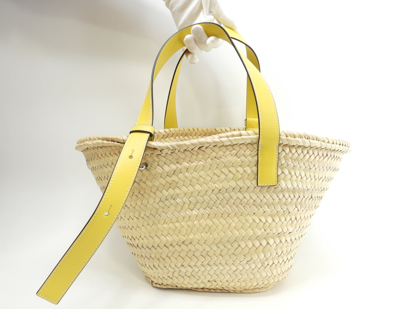 ロエベ バスケット カゴバッグ中 ナチュラル黄革 ハンドバッグ中 トートバッグ 未使用@412048