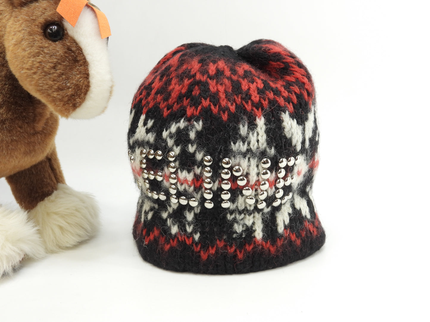 セリーヌ ニットキャップ ウール100% 黒赤白 ヘッドウォーマー ニット帽 ロゴスタッズ@ 8