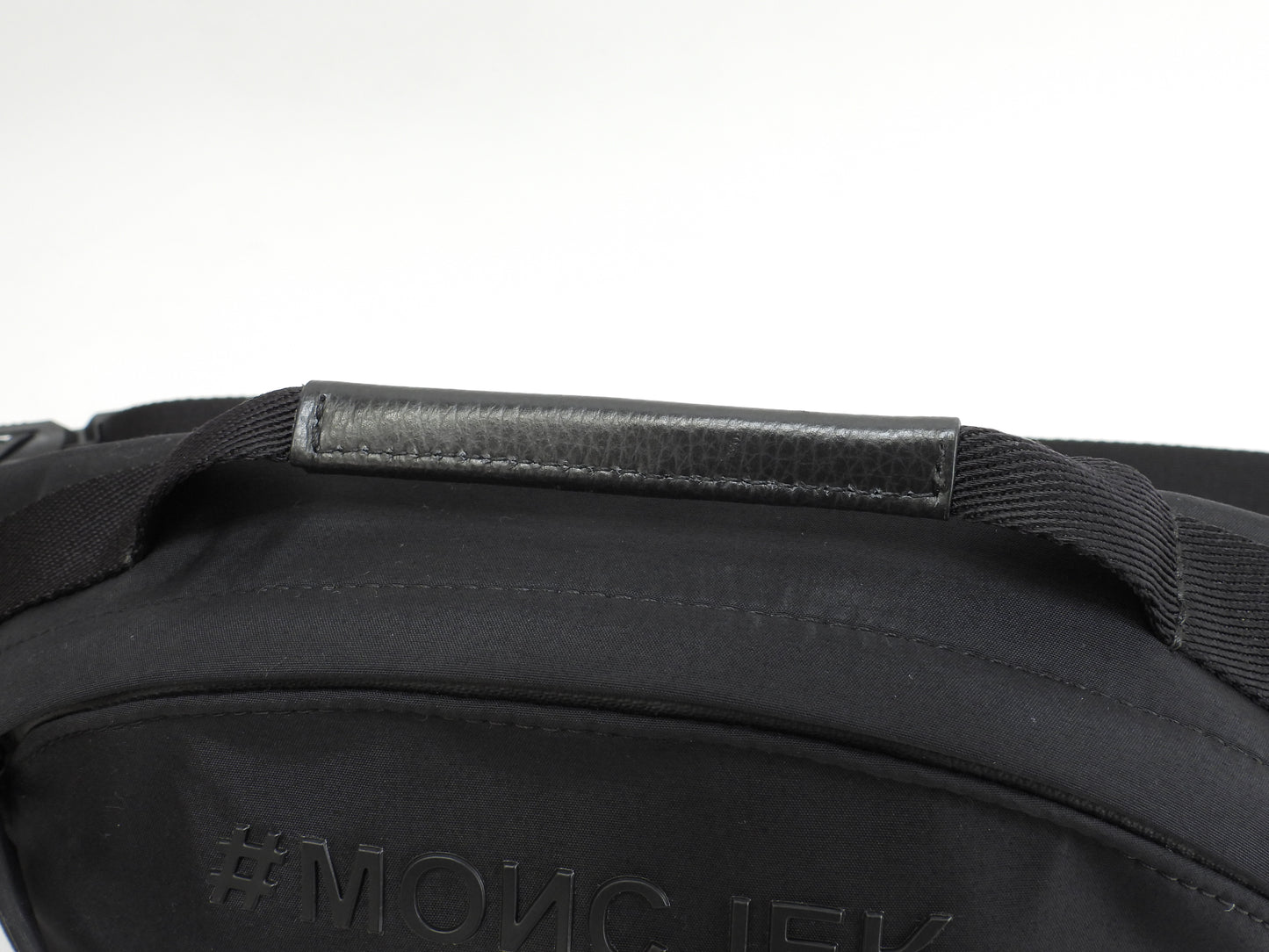 モンクレール ボディバッグ ナイロン 黒 ウエストバッグ ベルトバッグ 美品@ 352