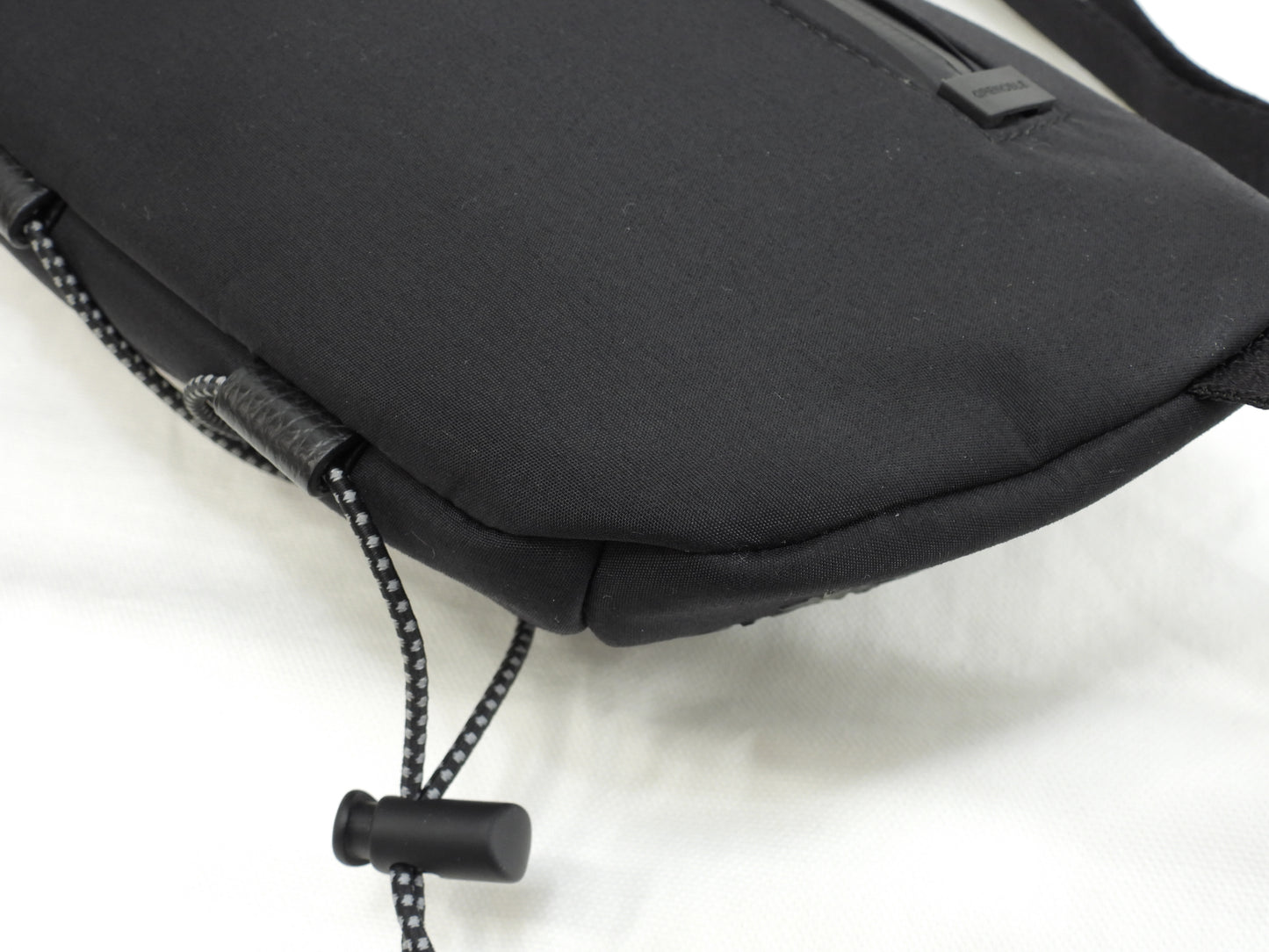 モンクレール ボディバッグ ナイロン 黒 ウエストバッグ ベルトバッグ 美品@ 352