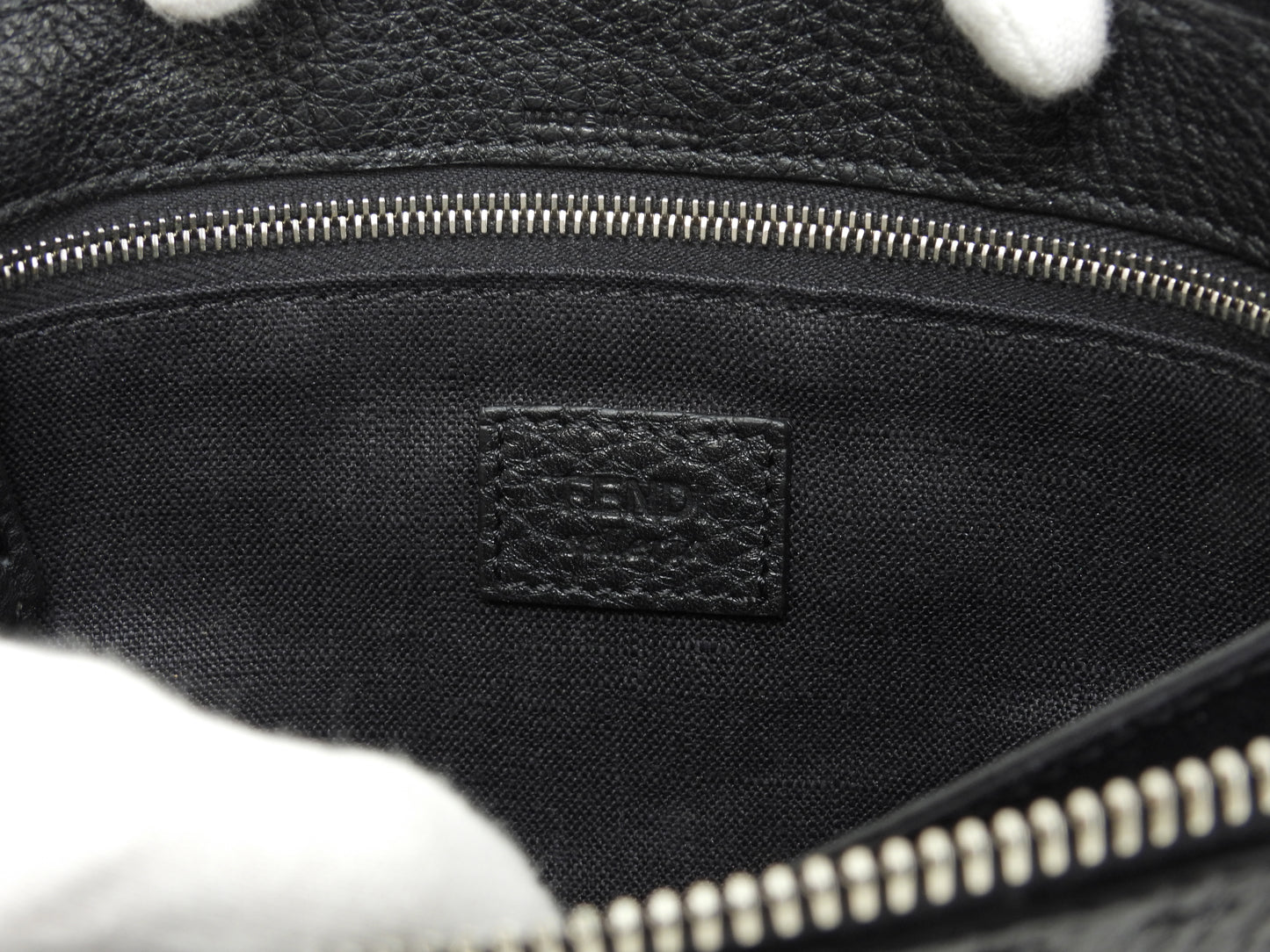 フェンディ クラッチウォレットバッグ モンスター セレリアレザー黒 セカンドバッグ 極美品@ 68