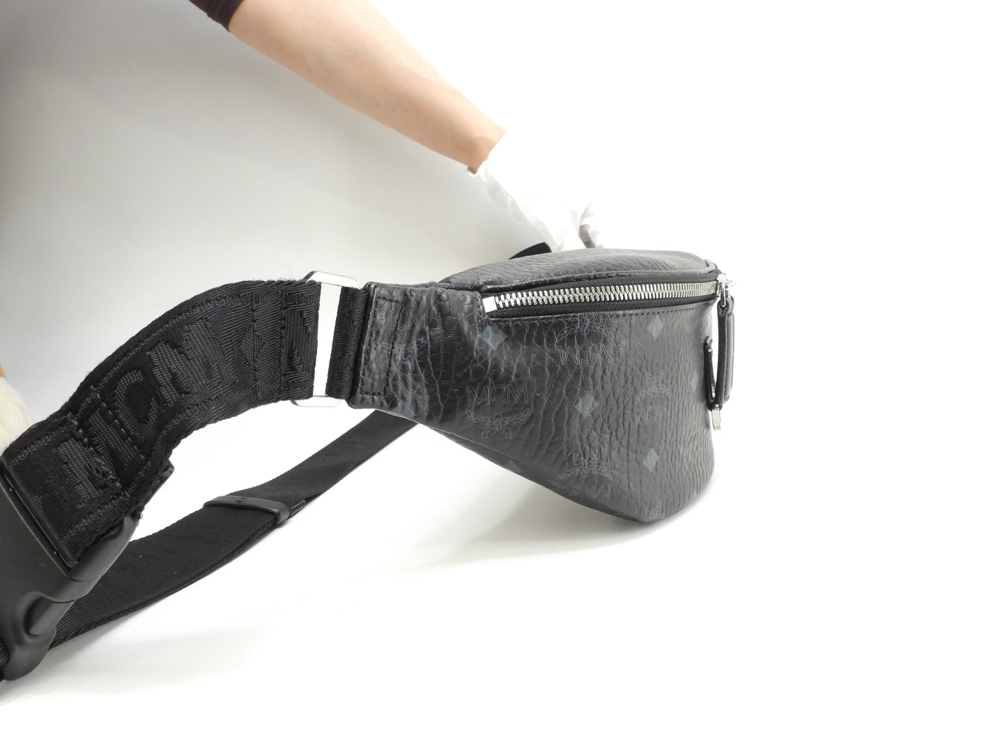 MCM ベルトバッグ PVC革 シグネチャ黒 クロスボディバッグ バムバッグ 美品@ 2