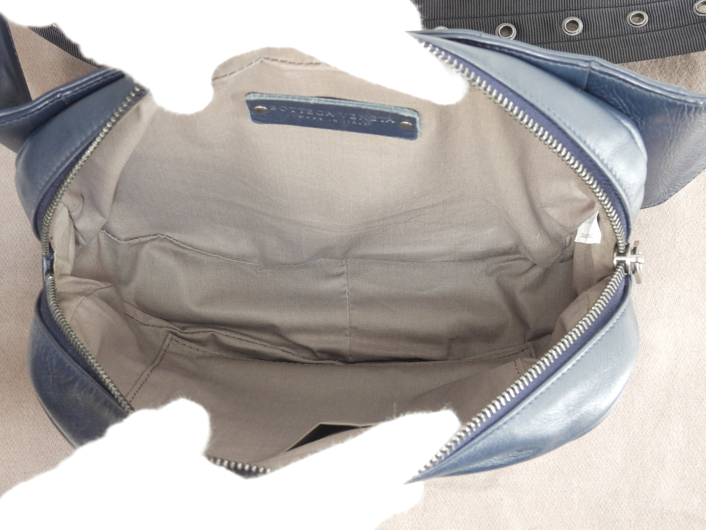 ボッテガヴェネタ ボディバッグ イントレチャート レザー紺 ウエストバッグ@B07801335Y