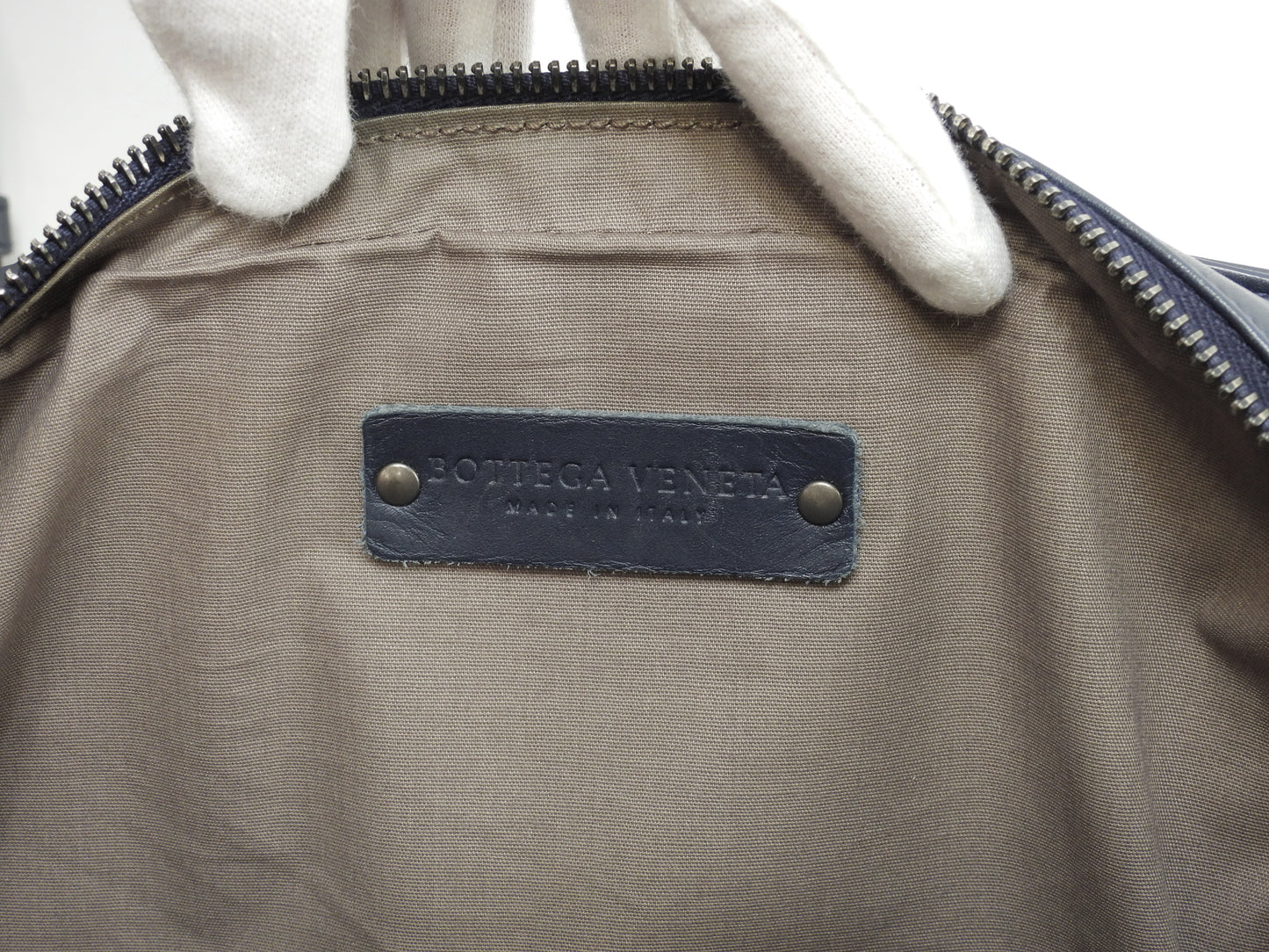 ボッテガヴェネタ ボディバッグ イントレチャート レザー紺 ウエストバッグ@B07801335Y