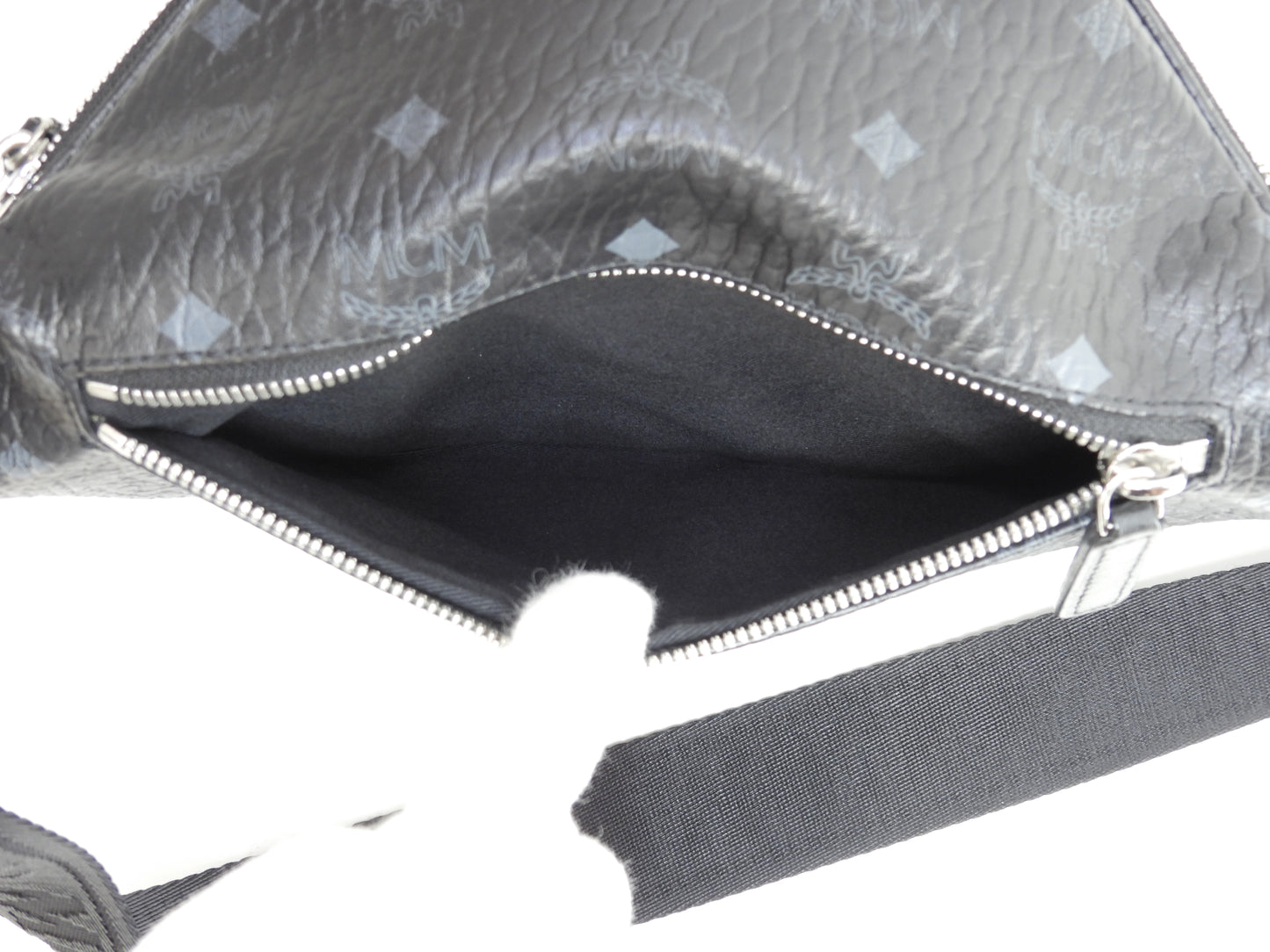 MCM ベルトバッグ PVC革 シグネチャ黒 クロスボディバッグ バムバッグ 美品@ 2