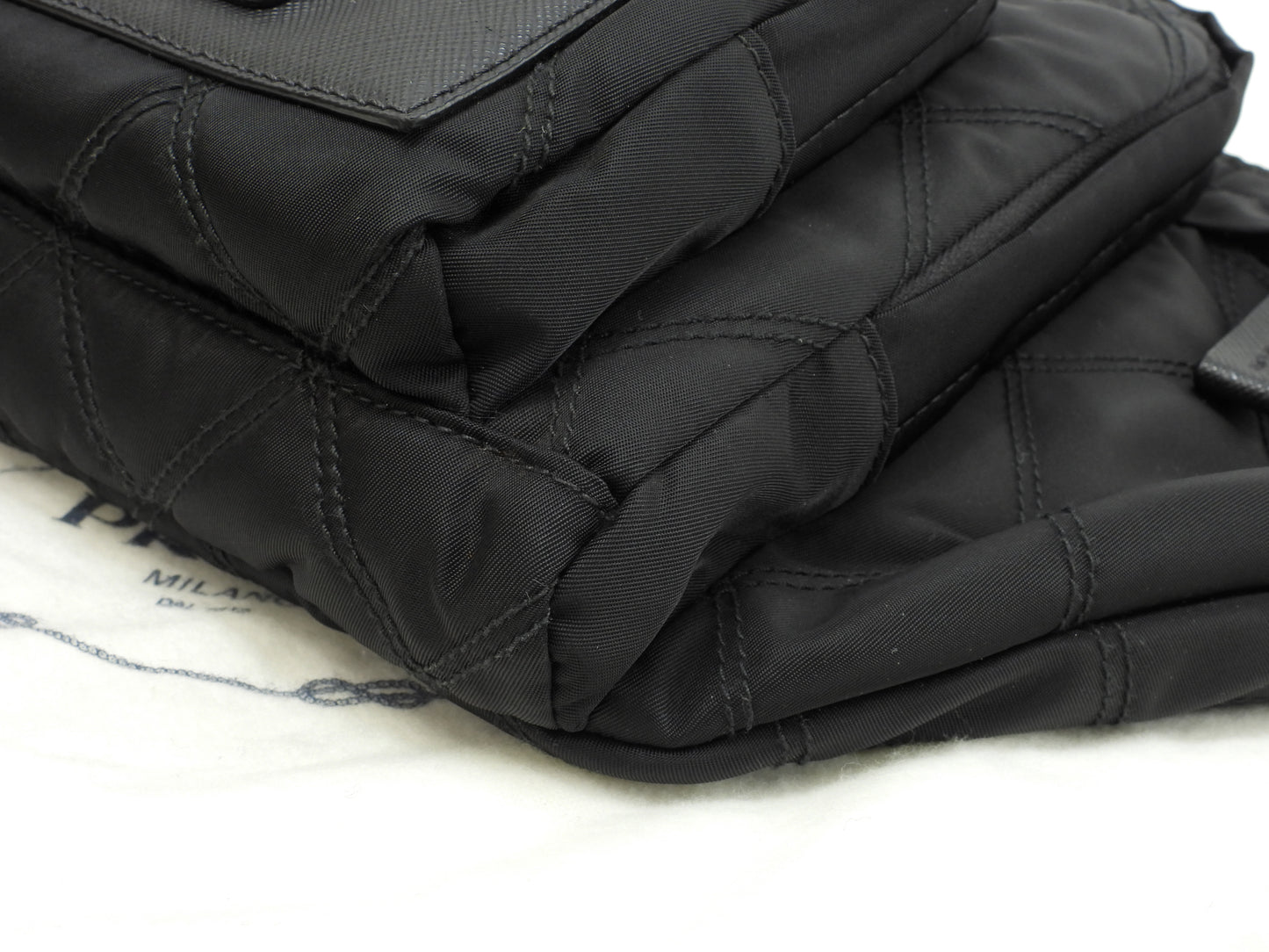 プラダ ボディバッグ大 ナイロンキルテッド 黒 バムバッグ 極美品@173